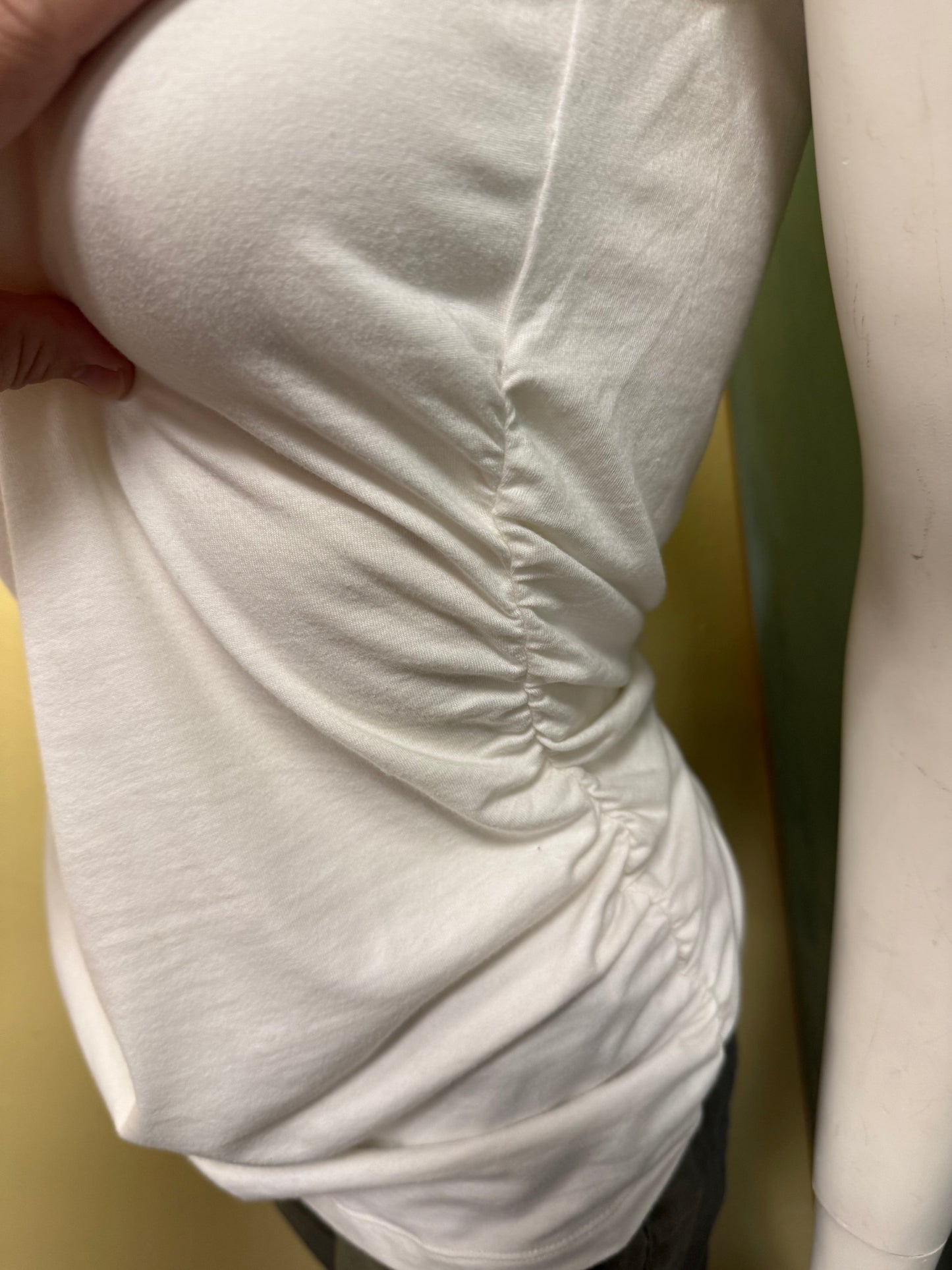 Cabi White Tops, M