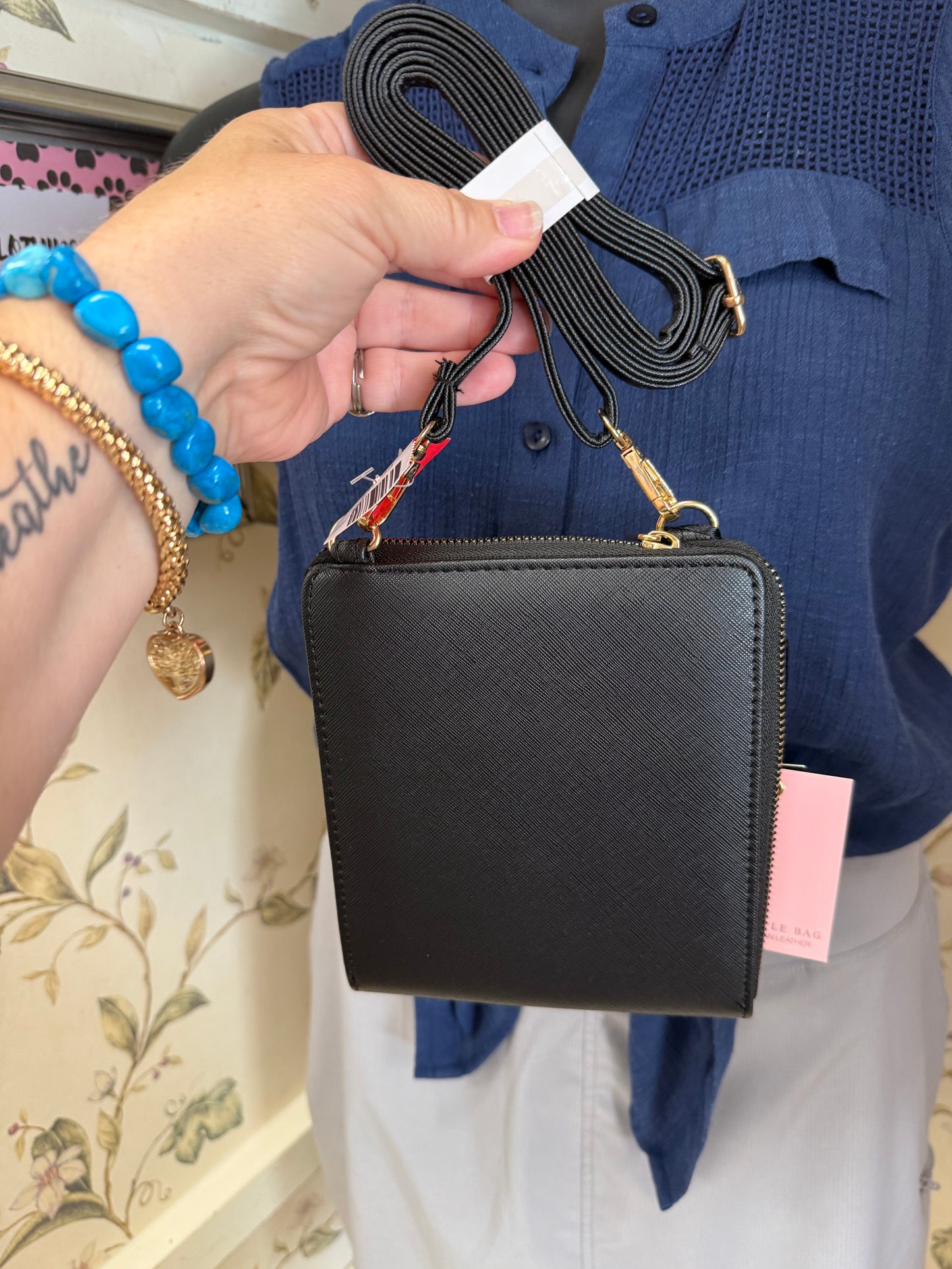 Kedzie Black Purses, Crossbody