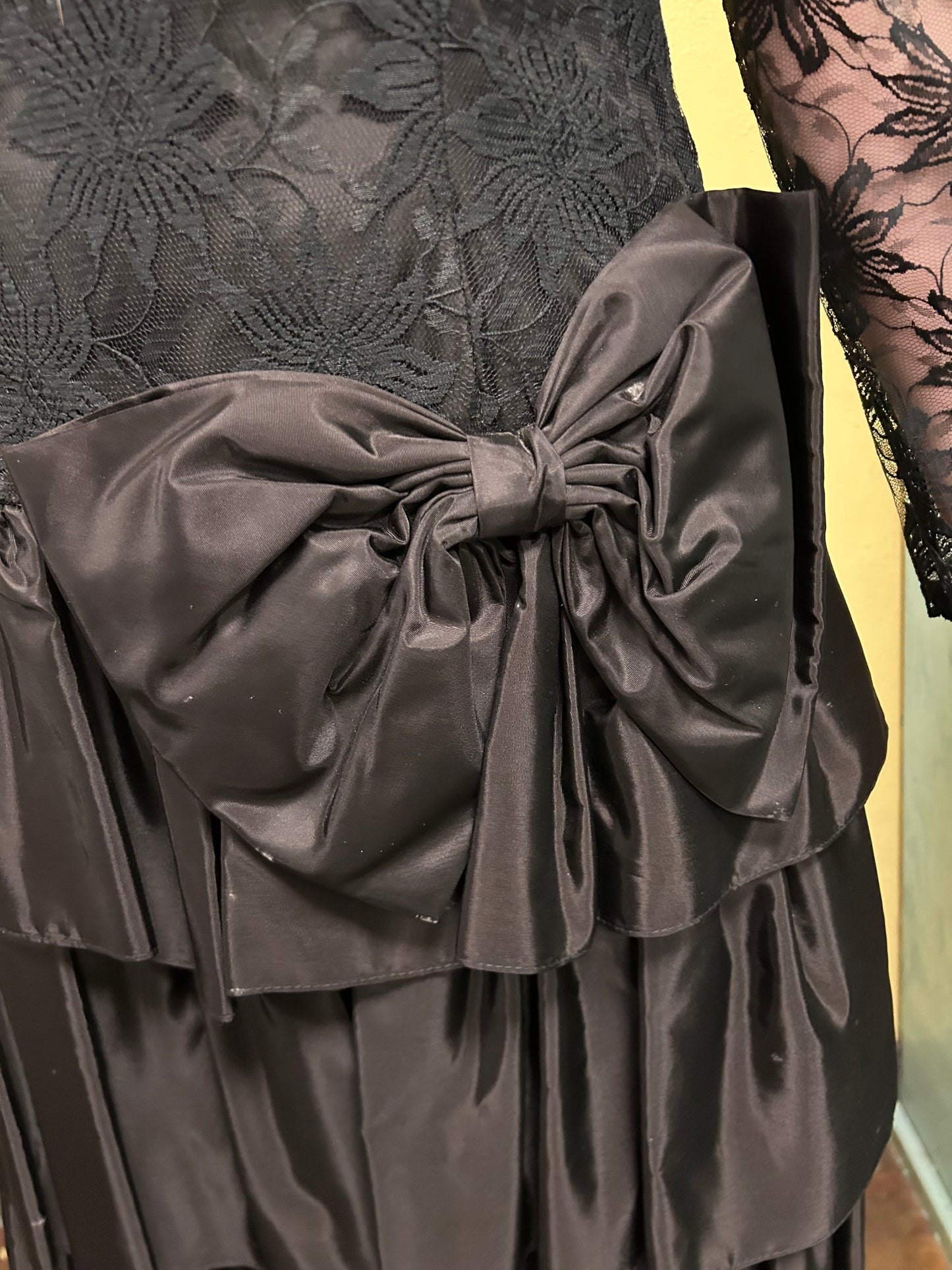 Black Vintage, 13/14