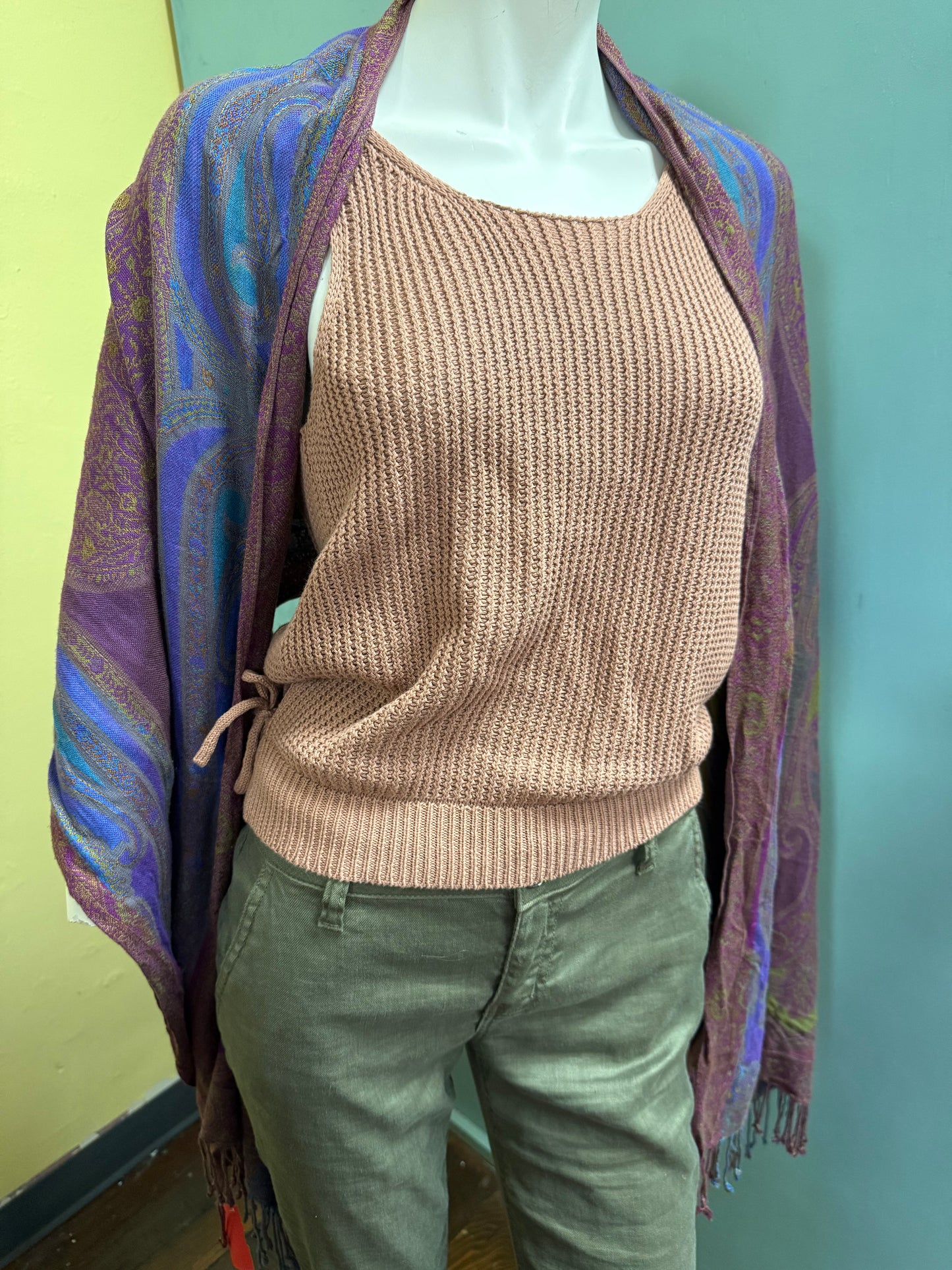 Moon & madison beige Tank Tops, large