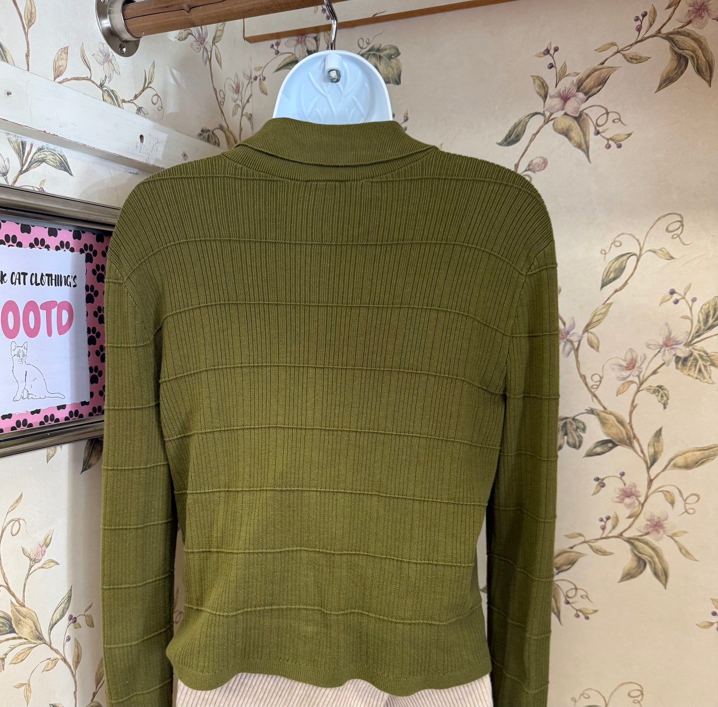 cabi set olive green Tops, s