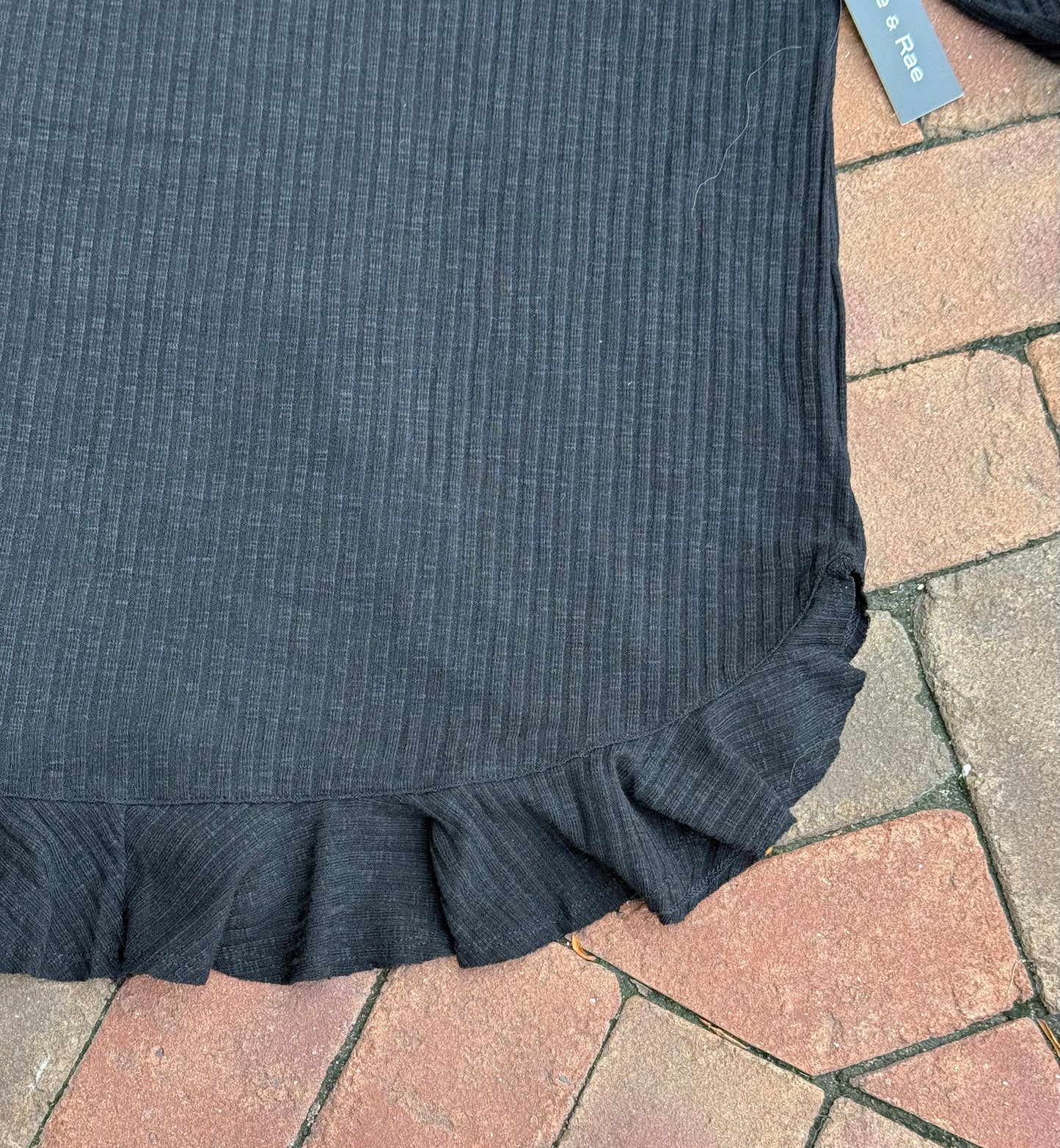 Doe & Rae Black Tops, 1XL