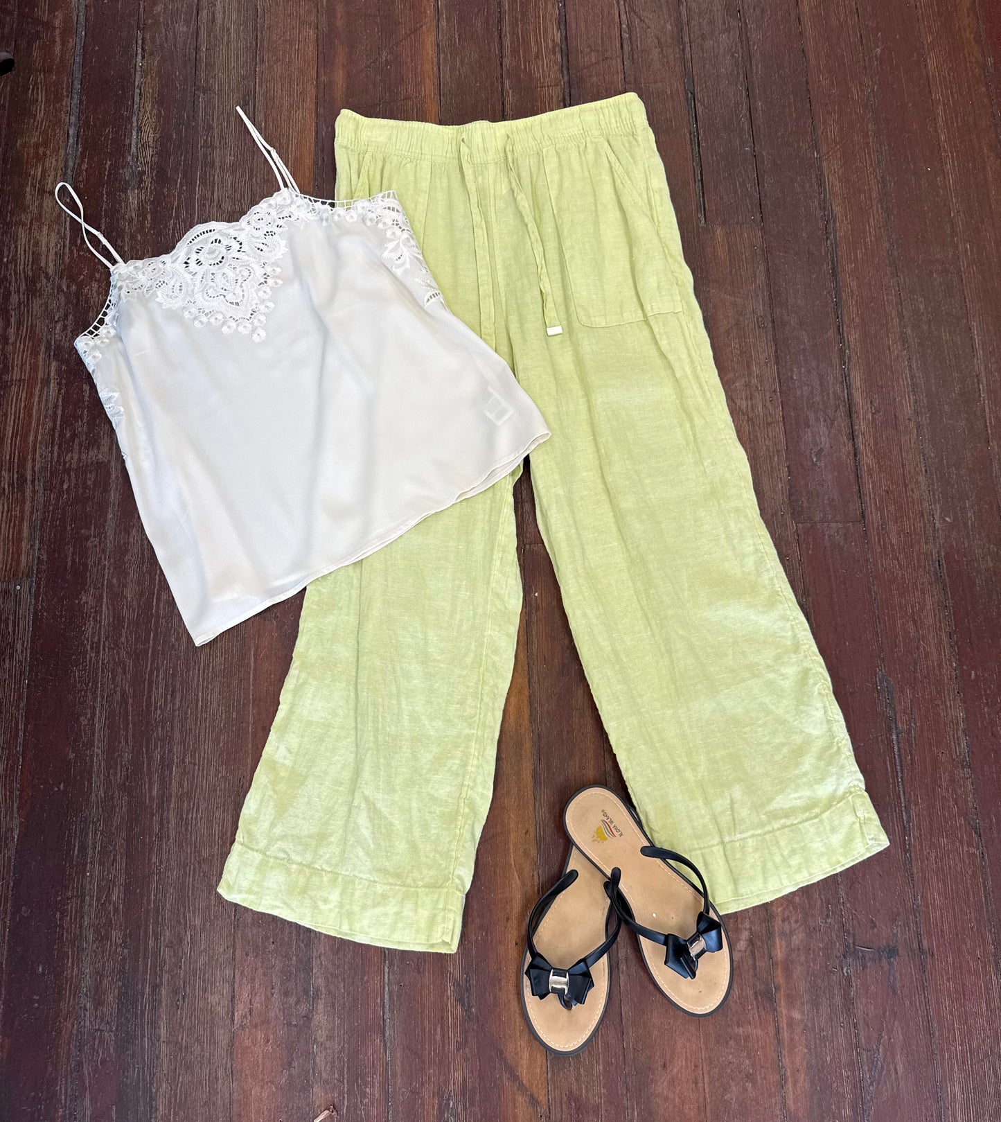 Cabi Cream Tanks, M