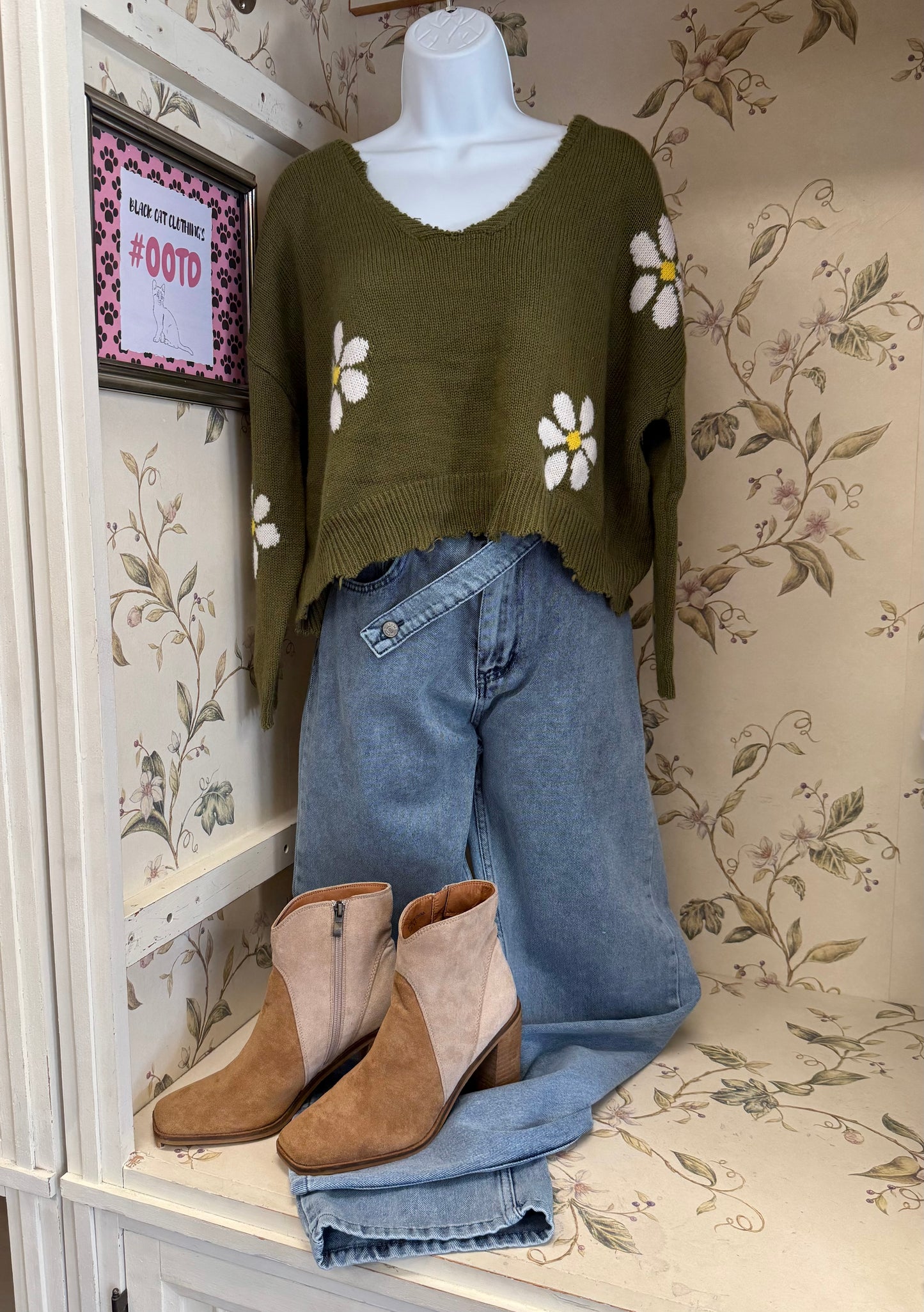 Just Polly Green Sweaters, medium