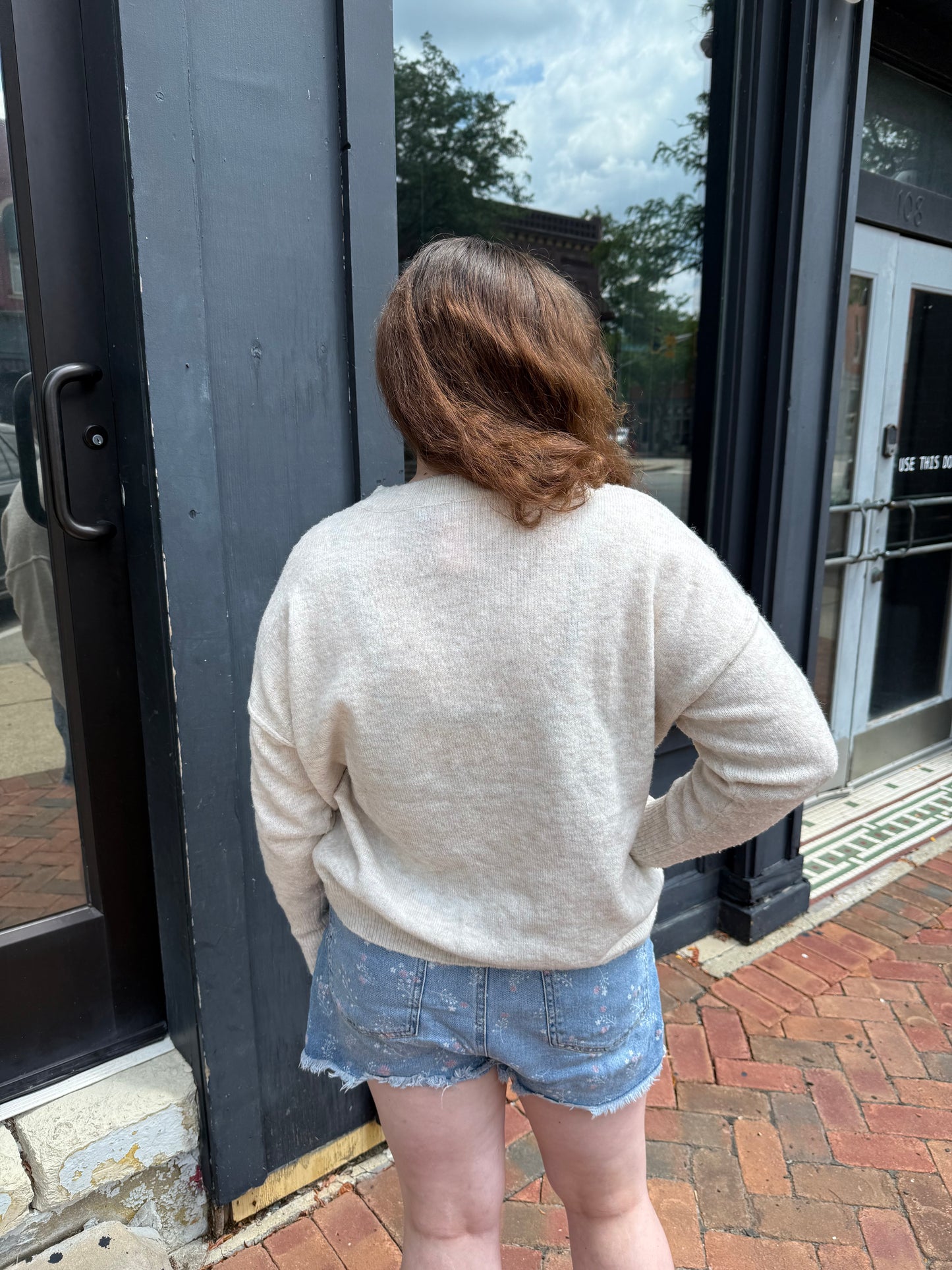 Vince Camuto Cream Sweaters, Medium