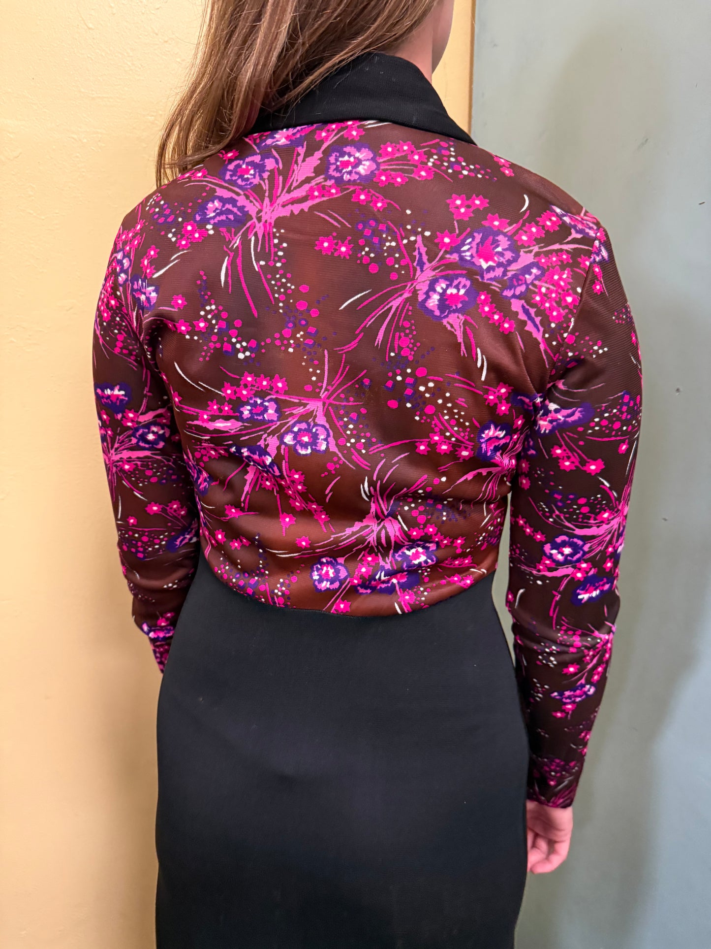 black floral Vintage, 9
