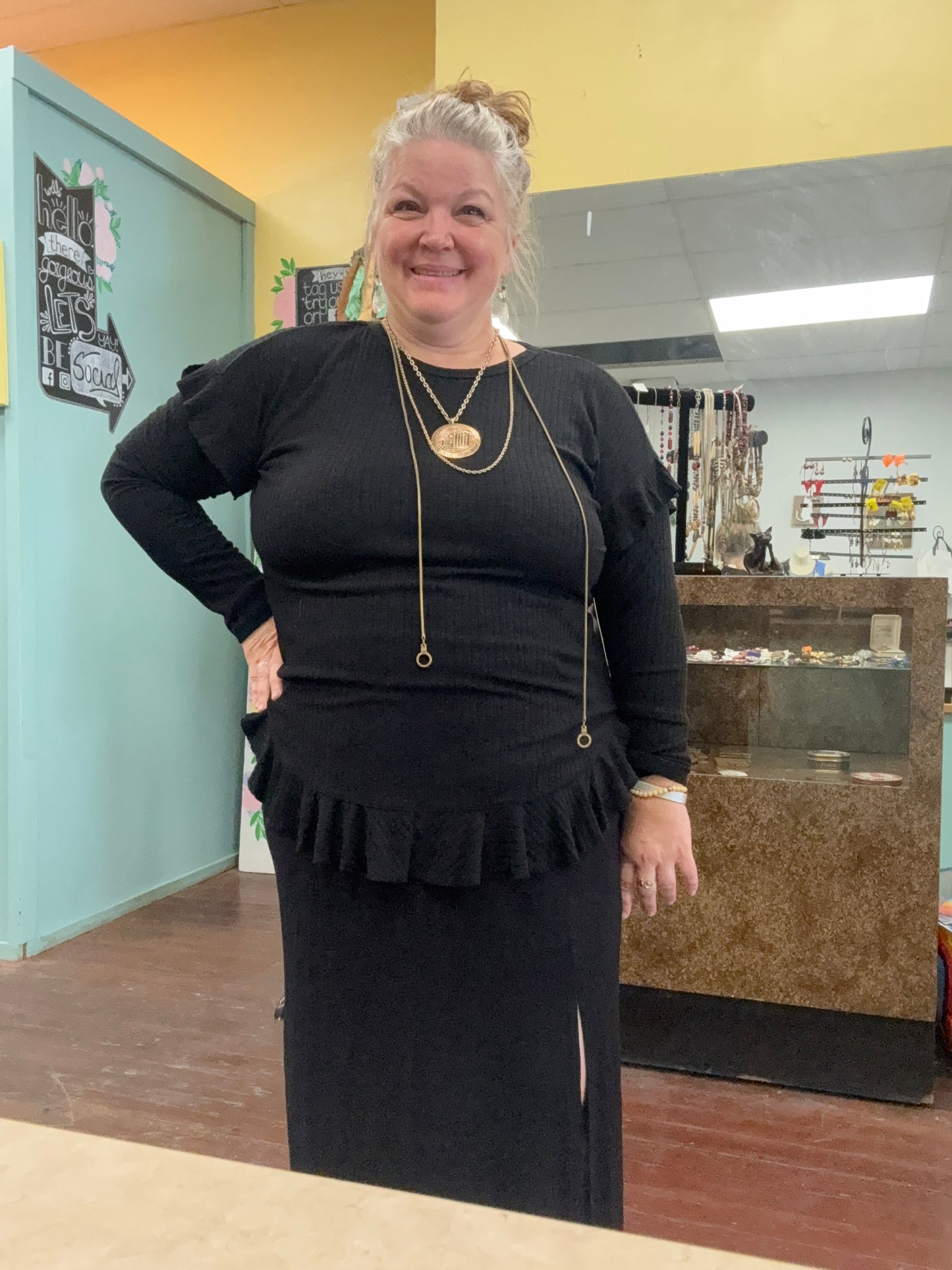 Doe & Rae Black Tops, 1XL