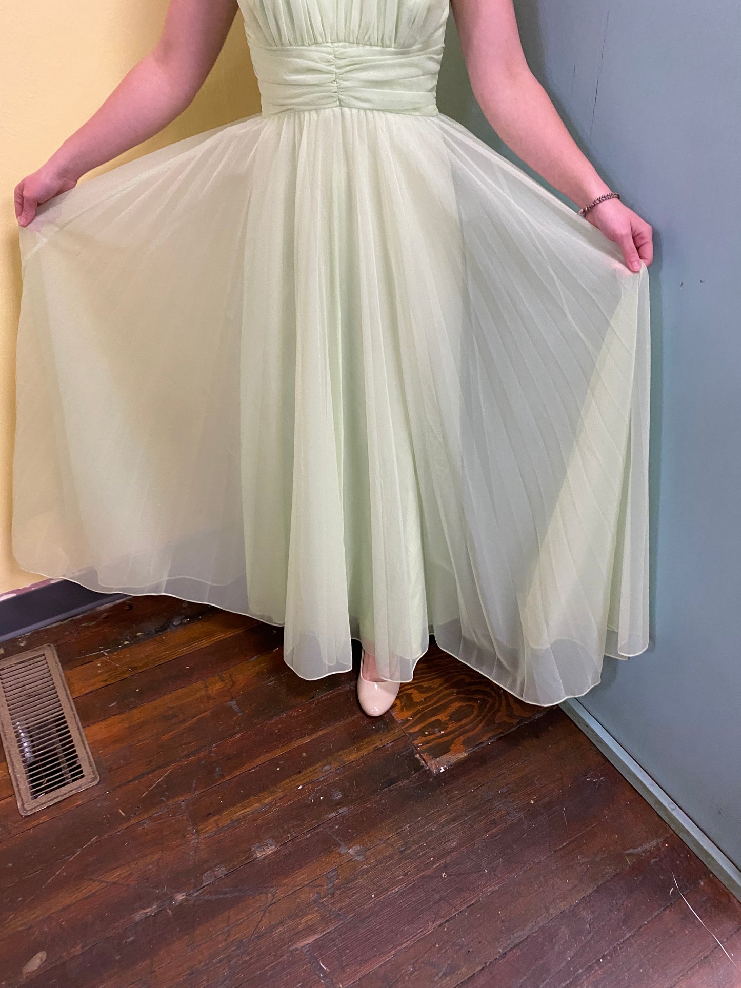 lime green Vintage, small/medium