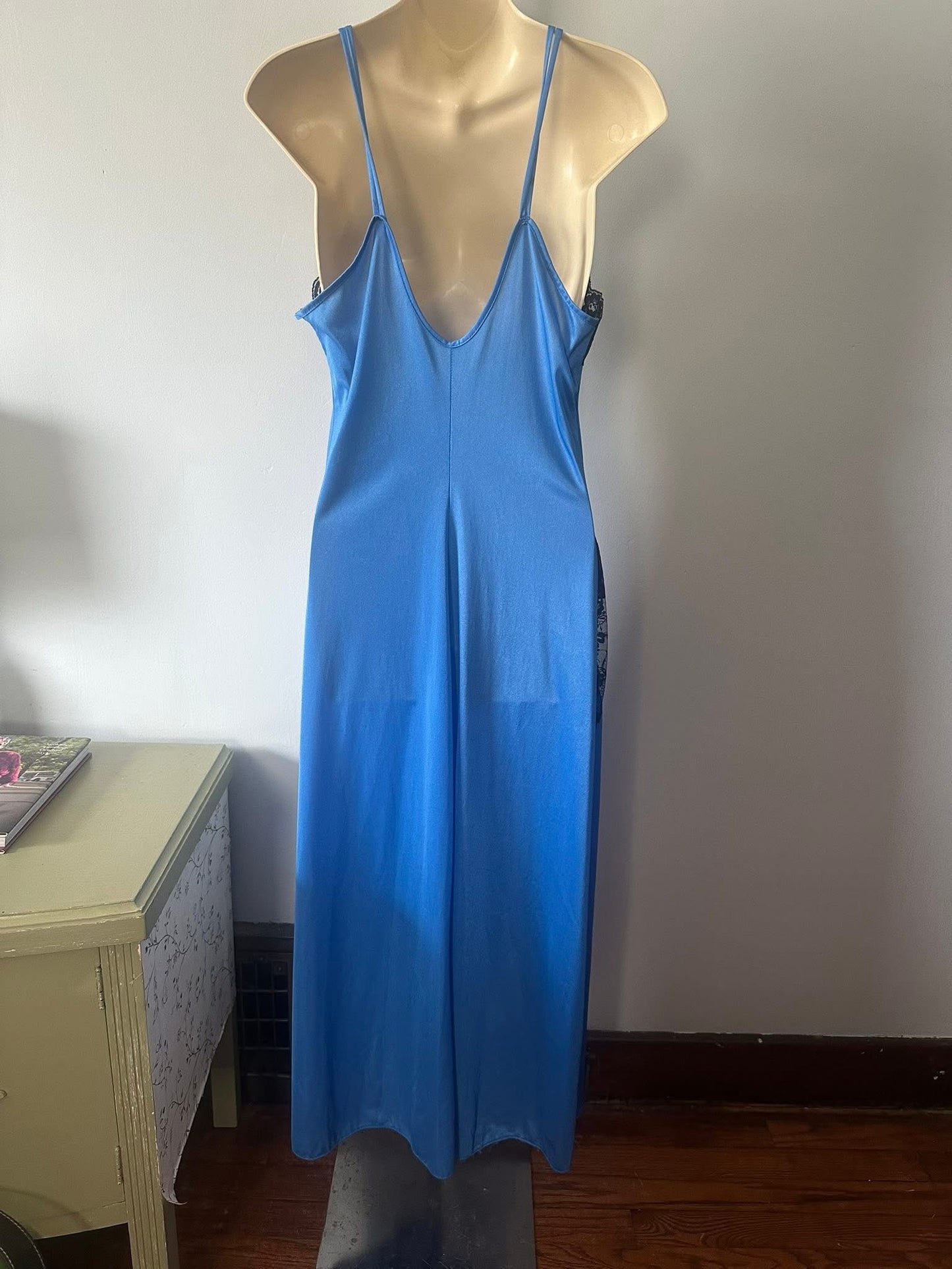 fredericks of hollywood blue Vintage, medium