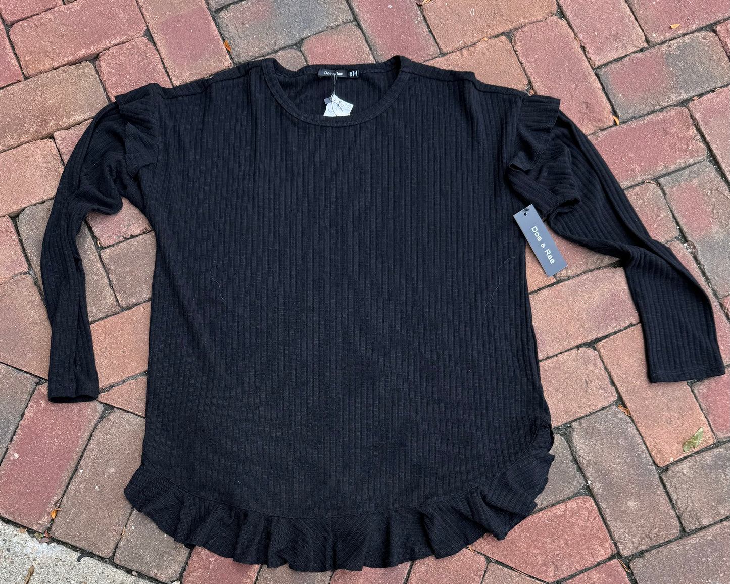 Doe & Rae Black Tops, 1XL