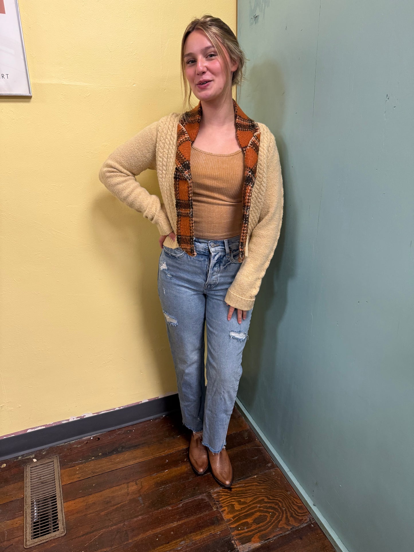 Knit Tan / Orange Plaid Vintage Sweaters, medium