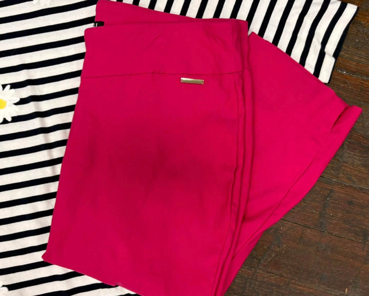 Roz & Ali Pink Capris, 18