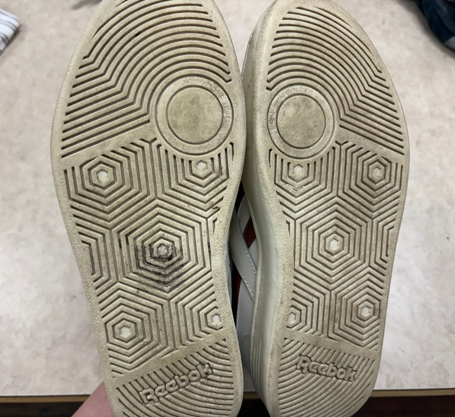 Reebok Cream Shoes, 6.5