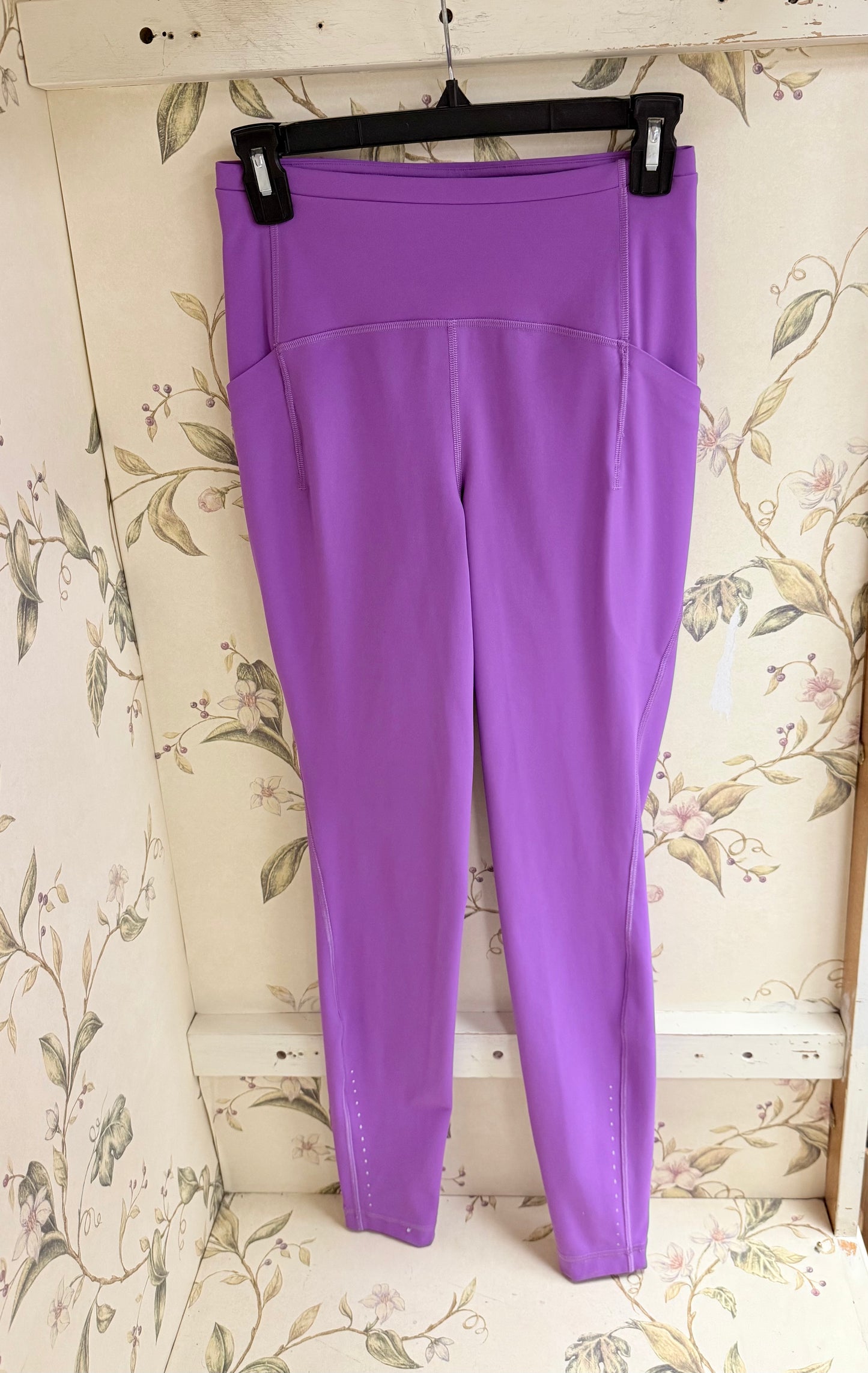 Lululemon Purple Leggings, 6