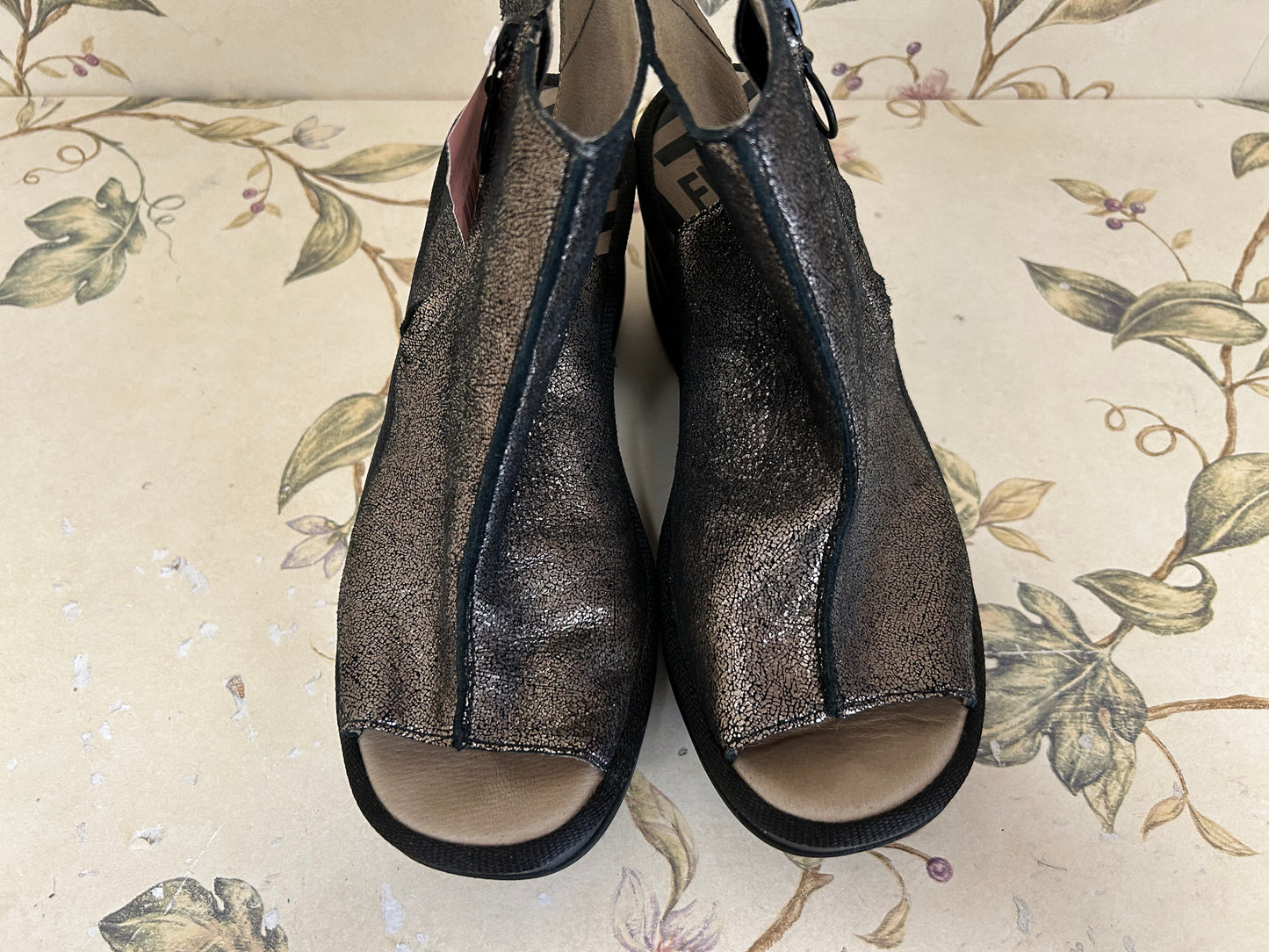Fly London Gold Shoes, 7/38