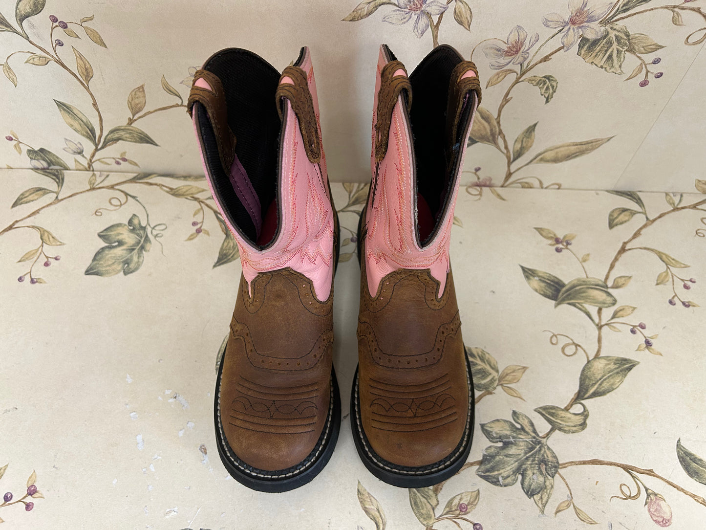 Justin Pink / Brown Boots, 7