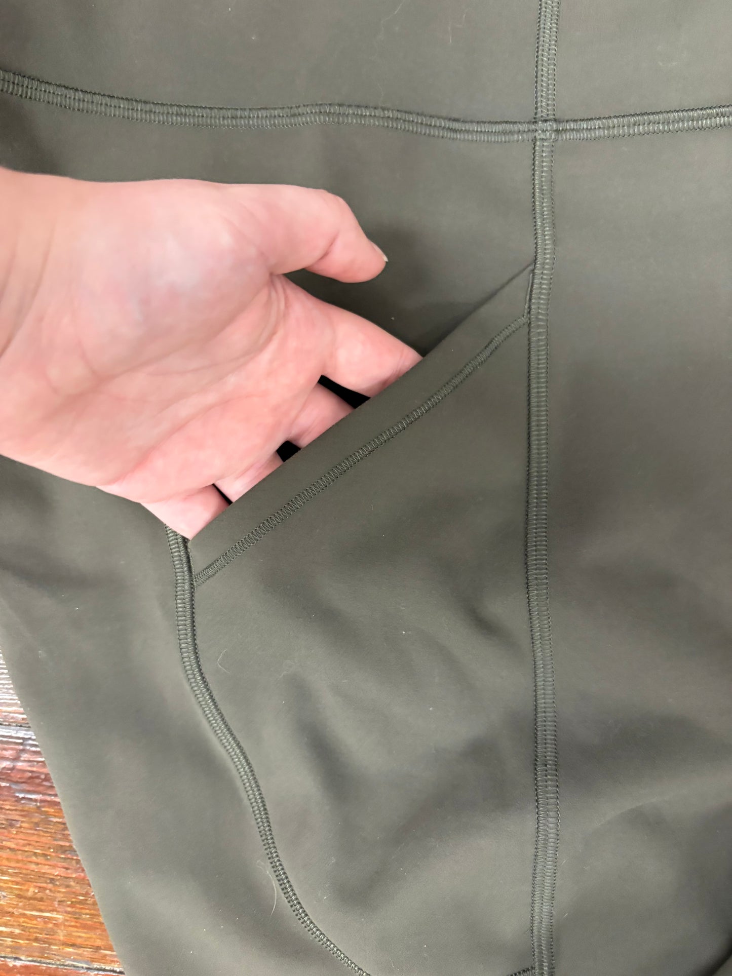 Lululemon Olive Activewear, 16