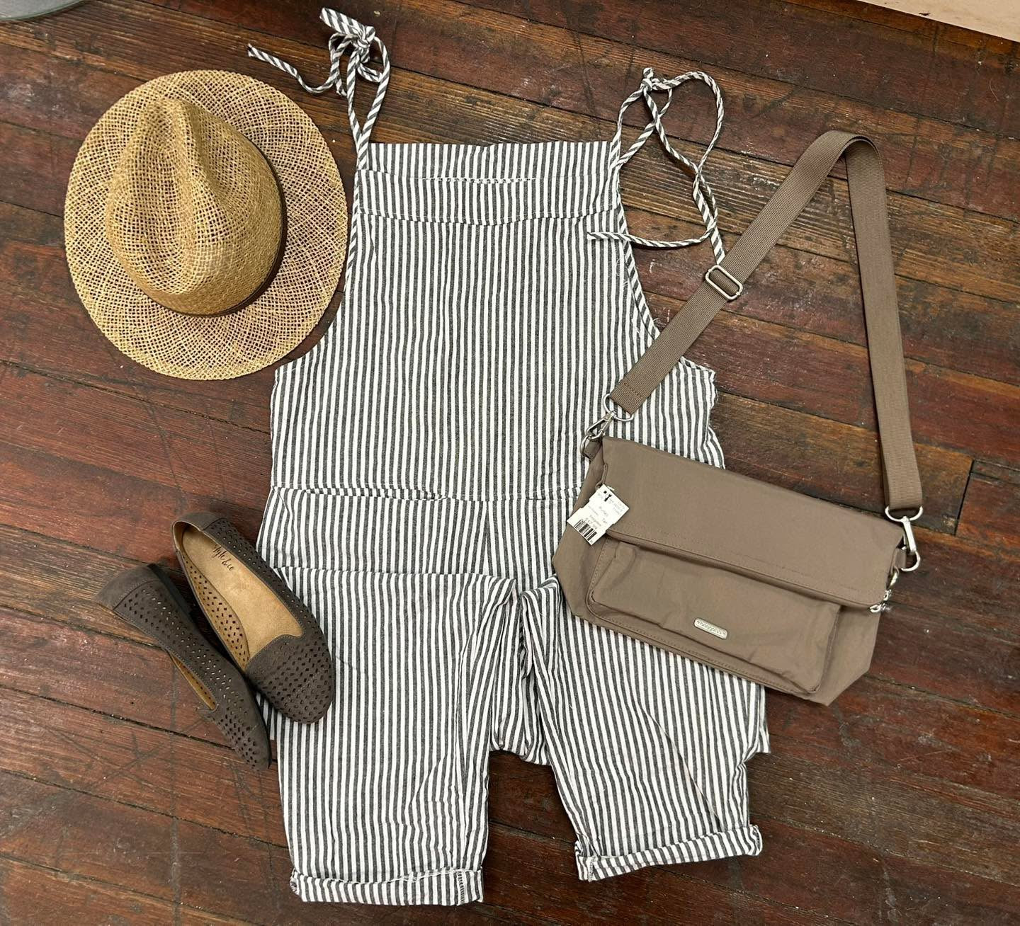 gray/white Jumpsuits, s/m