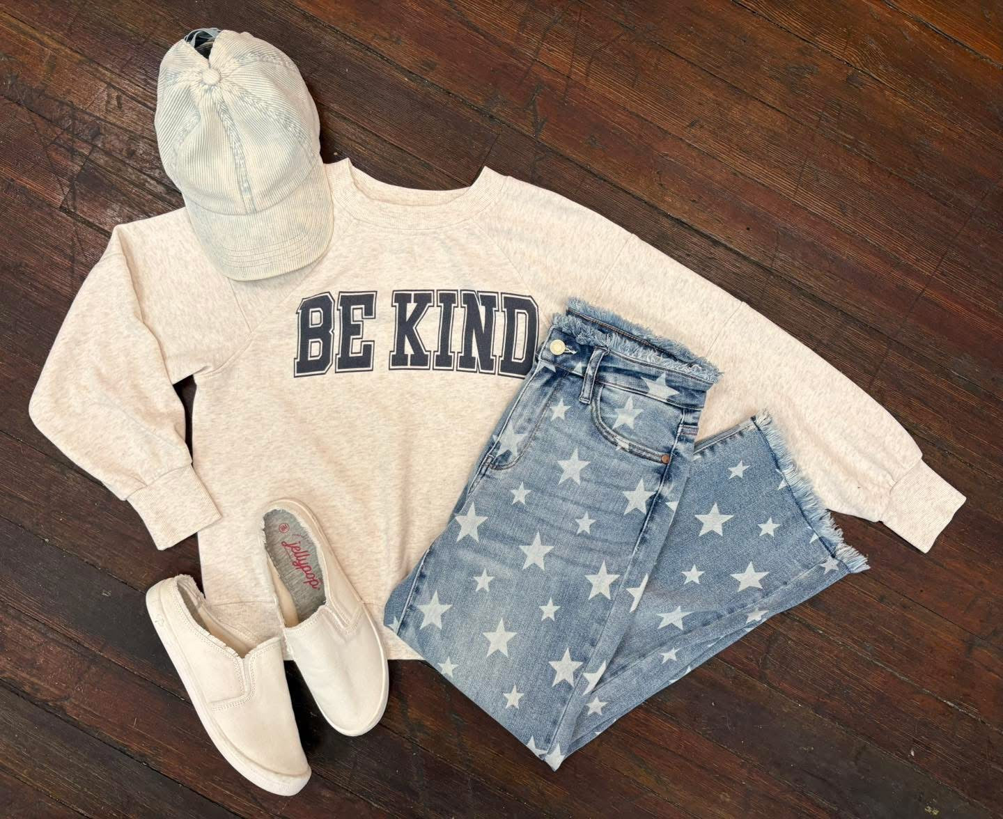 maurices cream Crewnecks, xs