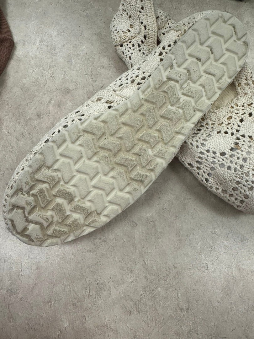 Esprit Cream Shoes, 7.5