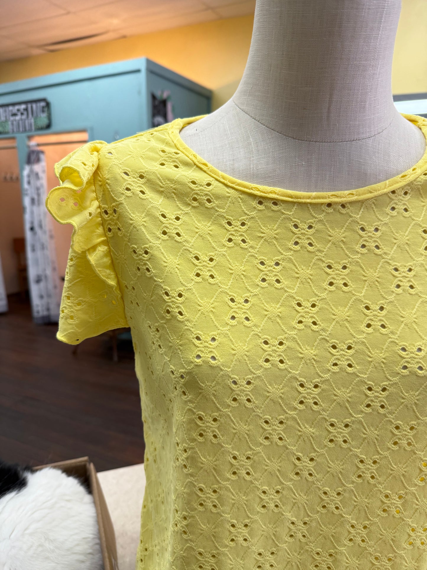 ava james yellow Tops, m