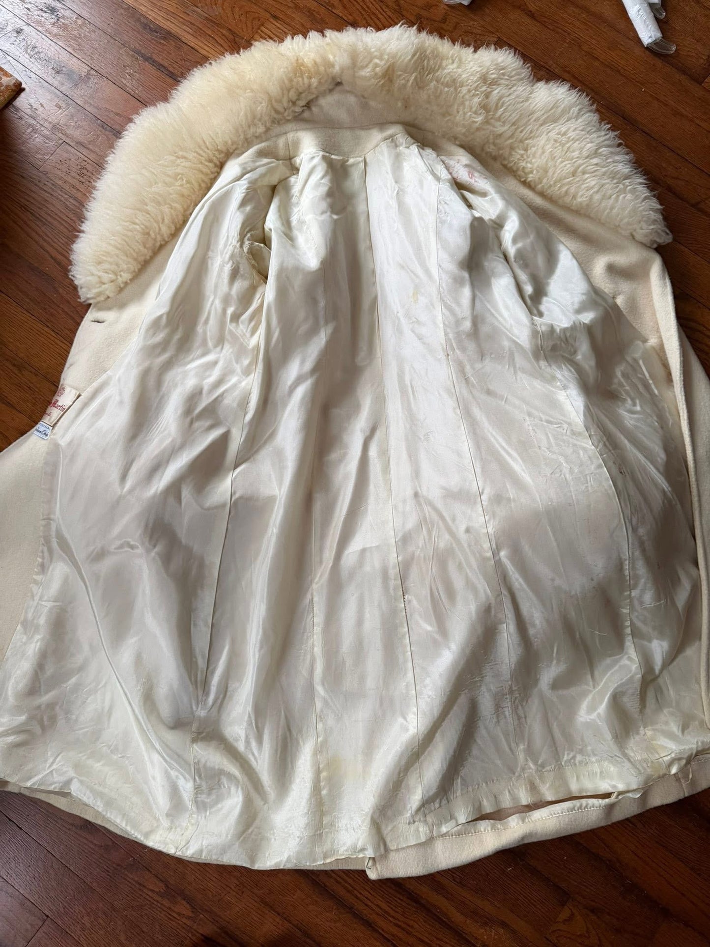 ruby martin cream Vintage coat, xs/small