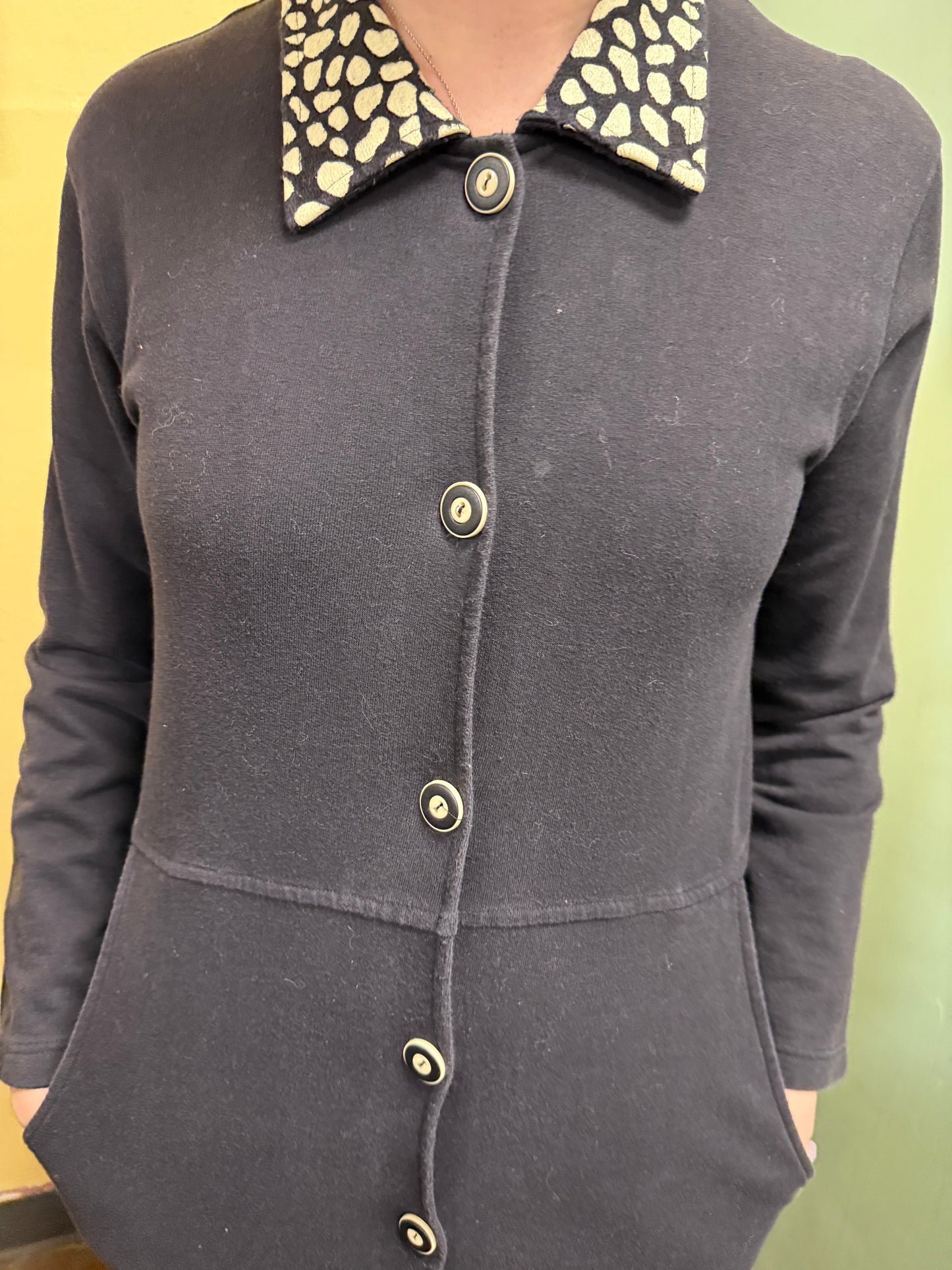 cite black Vintage dress