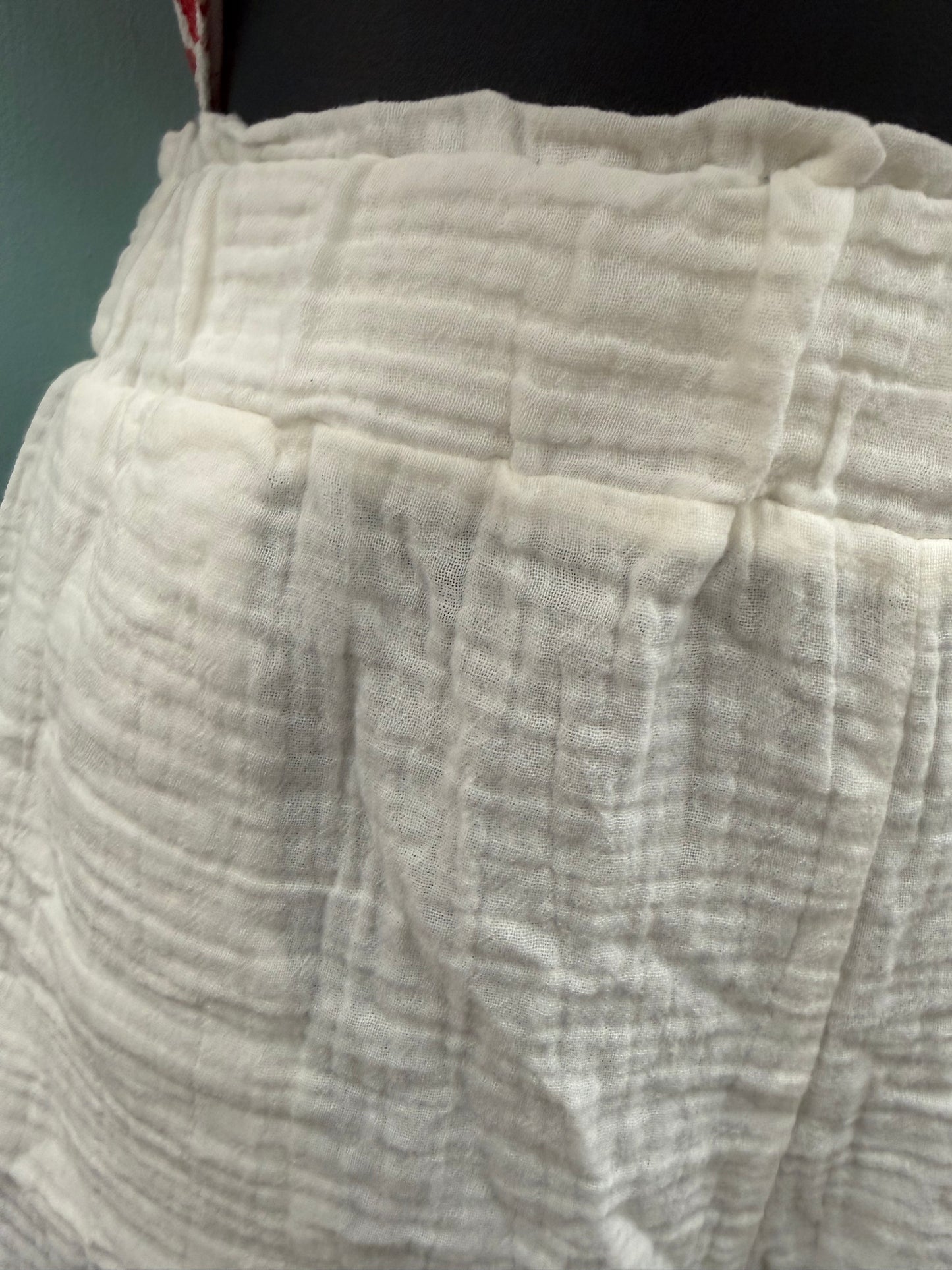 Stitch Stars White Shorts, S