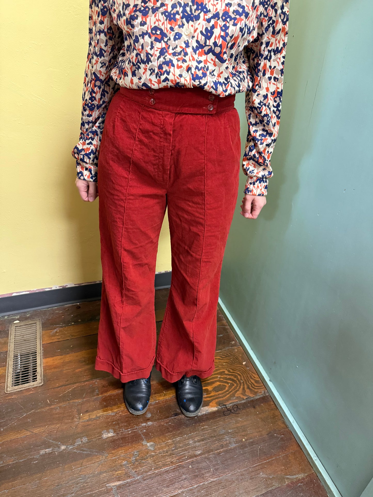 red Vintage Pants