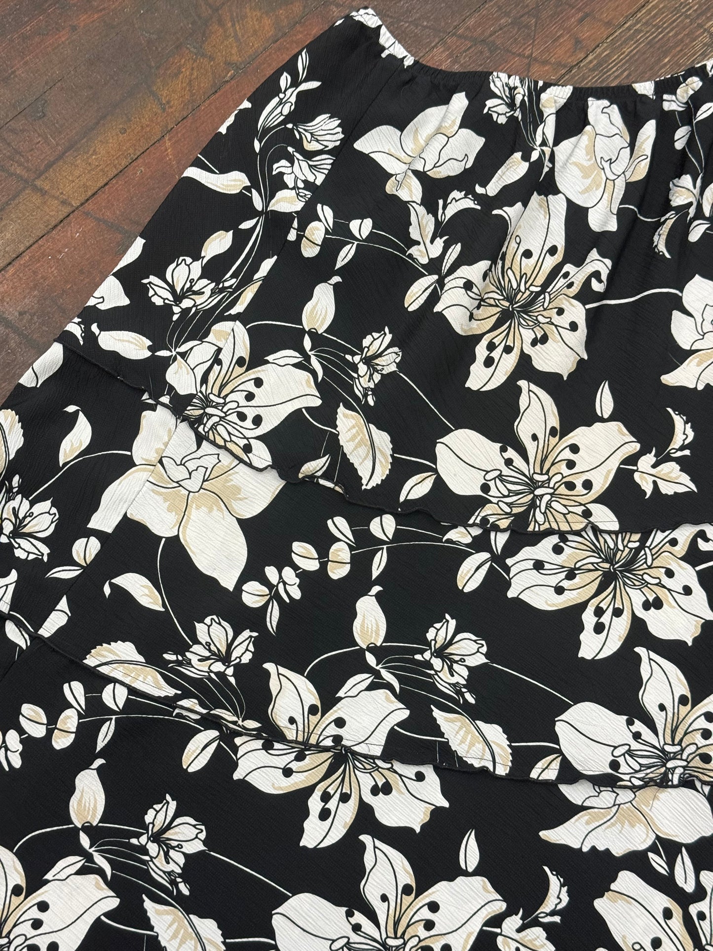 alfred dunner black Skirts, 12