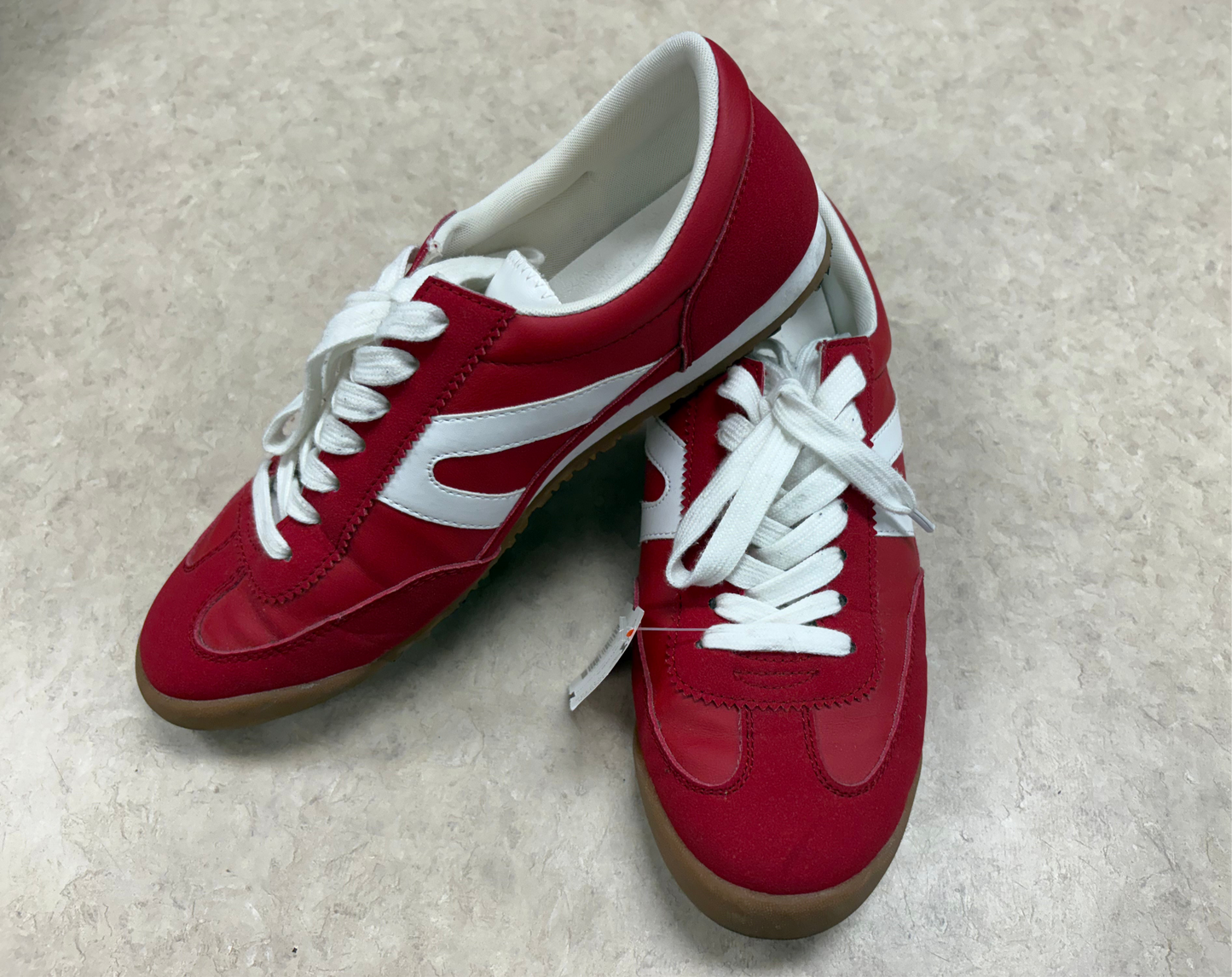 Madden Girl Red / White Shoes, 9