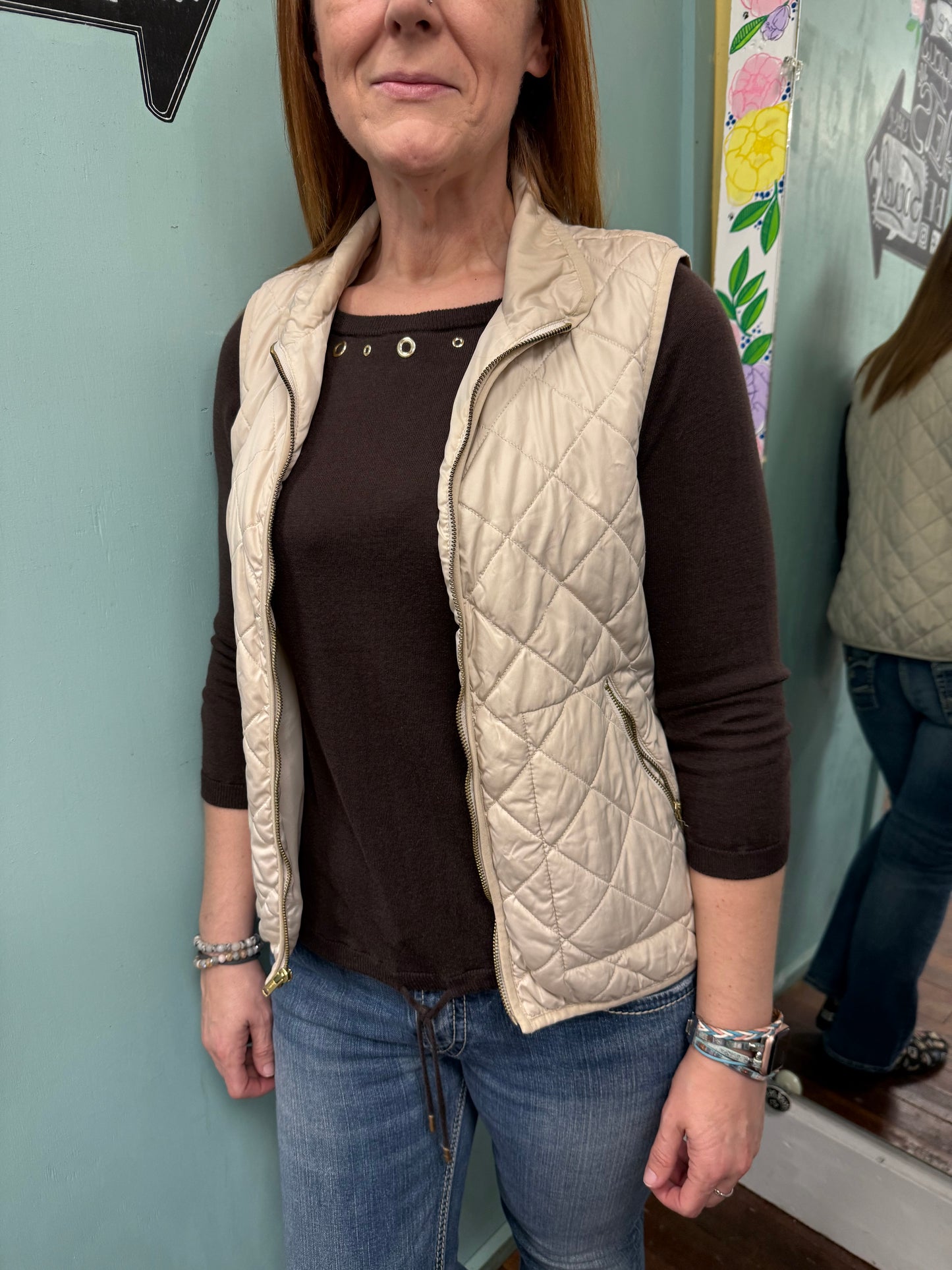 Old Navy Cream Vests, M