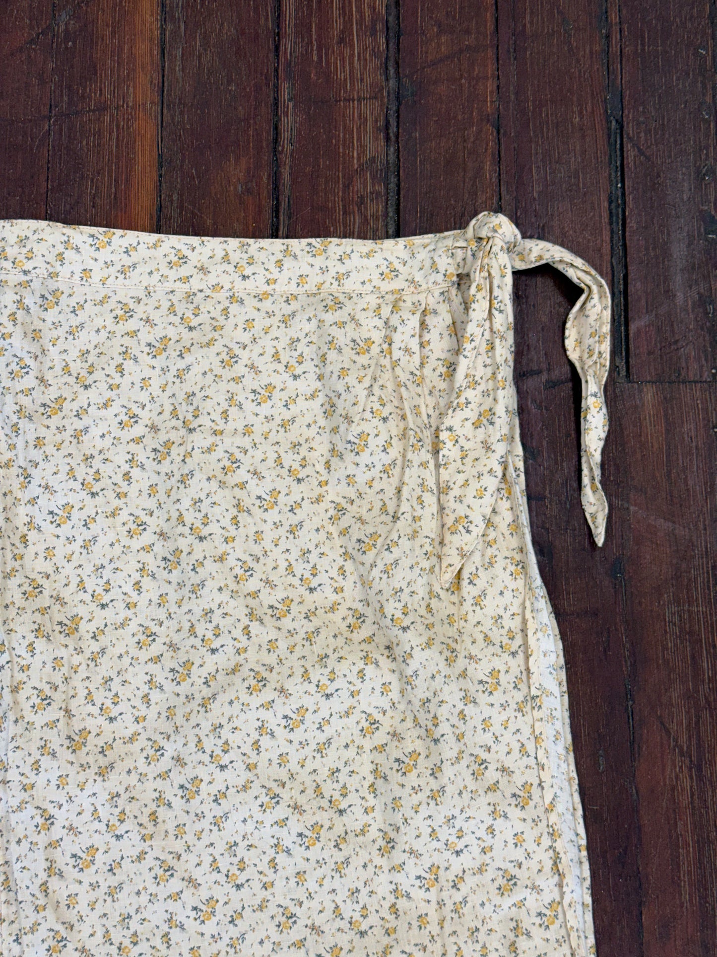 rachel zoe yellow Skirts, m