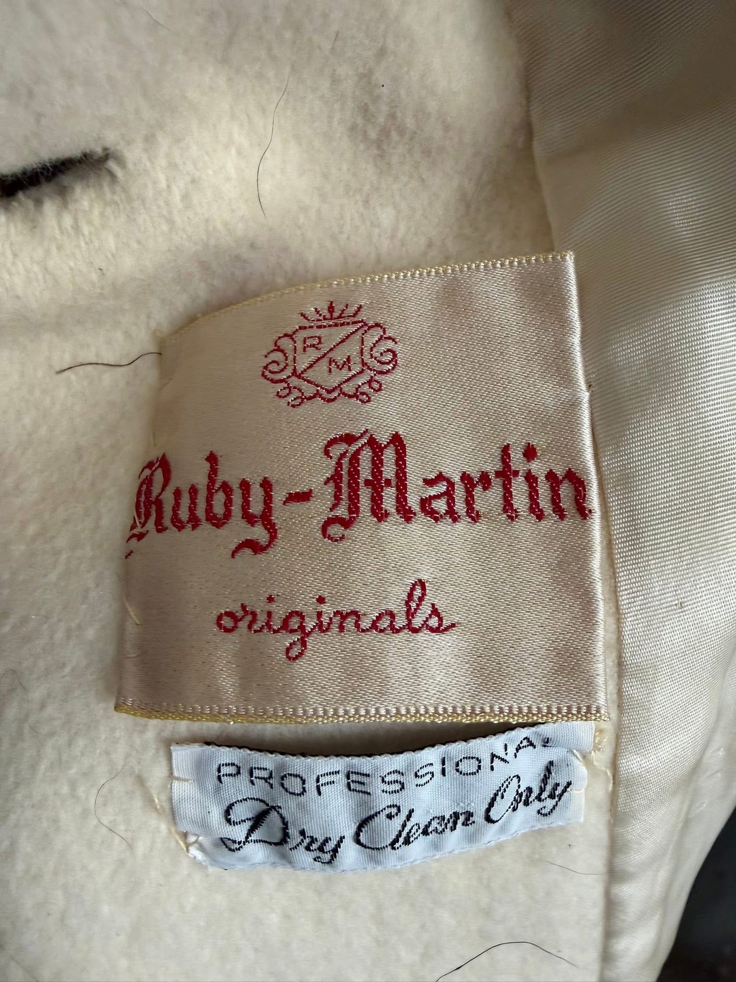 ruby martin cream Vintage coat, xs/small