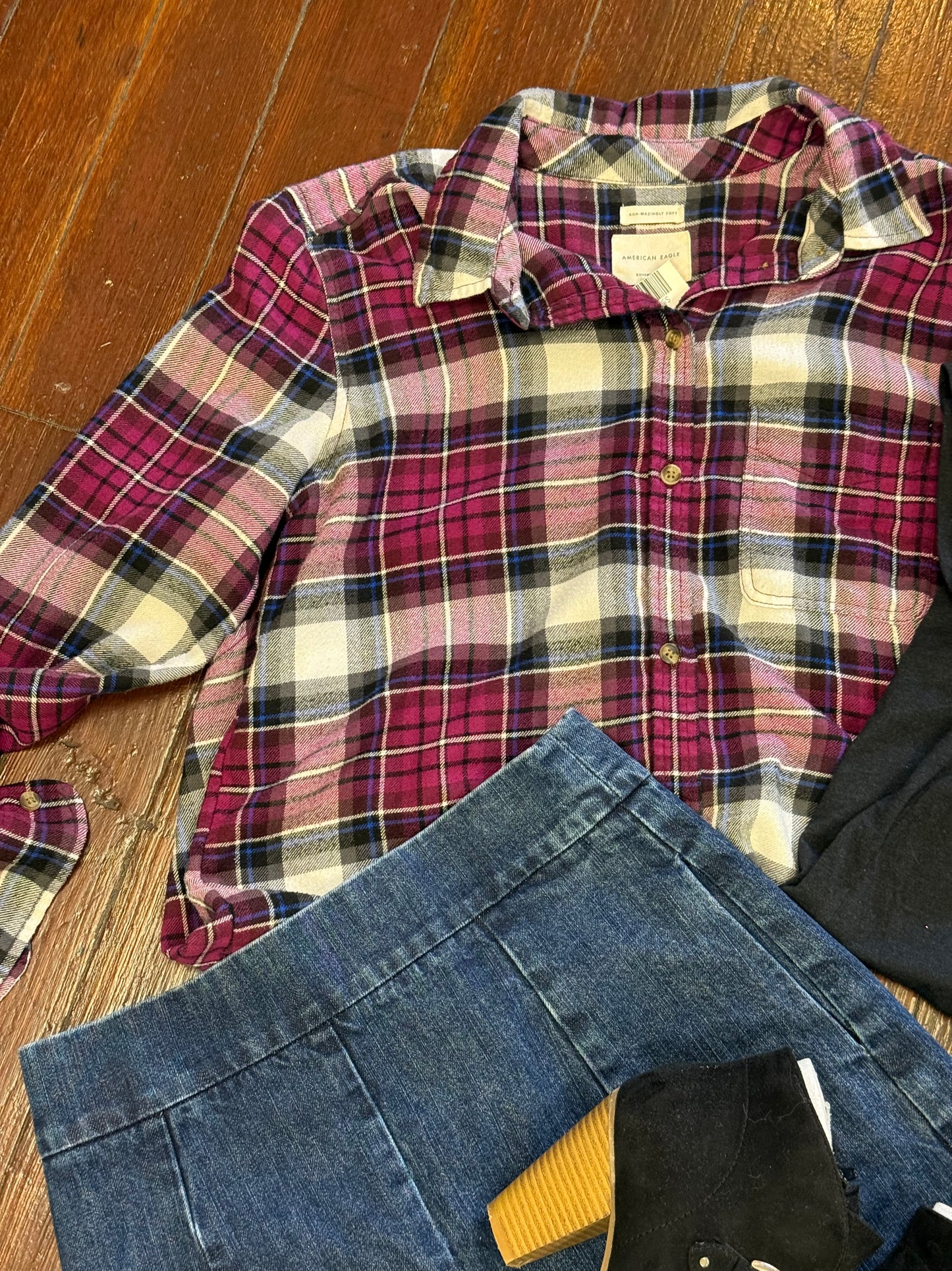 American Eagle Purple Plaid Tops, M