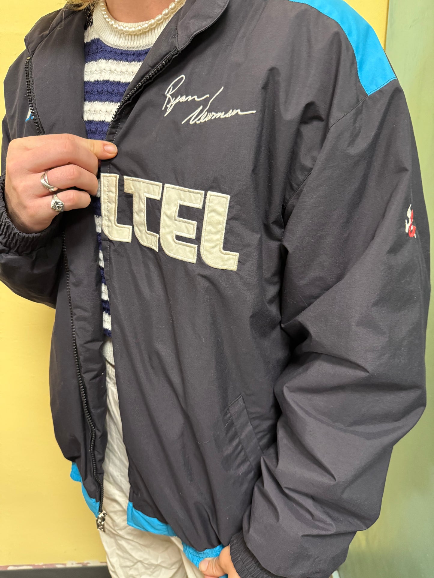Chase Authentics Black y2k Jackets, L