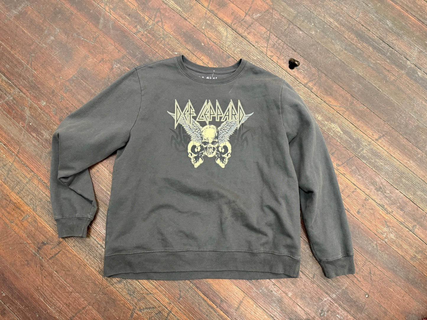 Def Leppard gray Crewnecks, xl