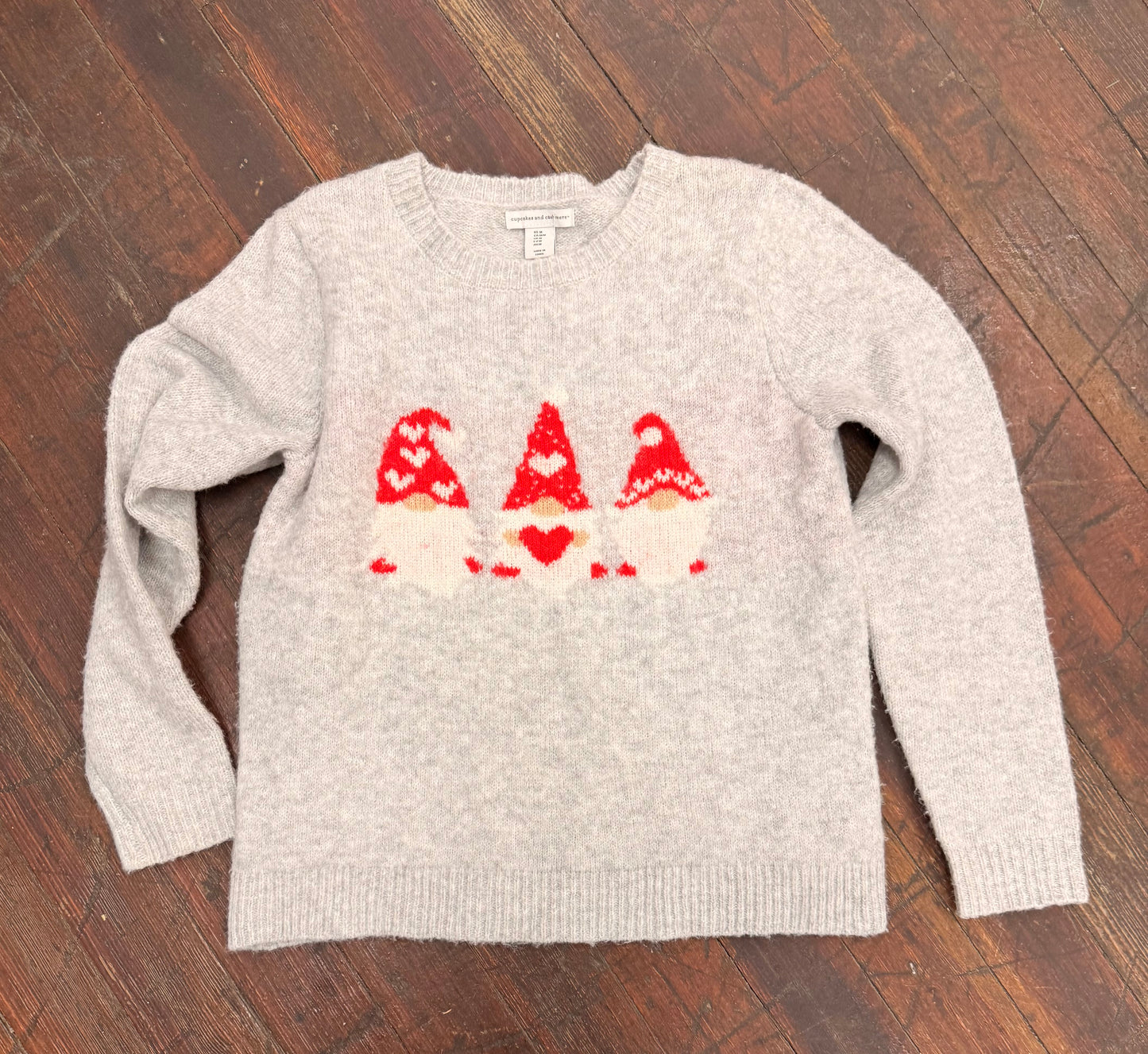 Cupcakes & Cashmere Gray Sweaters, M