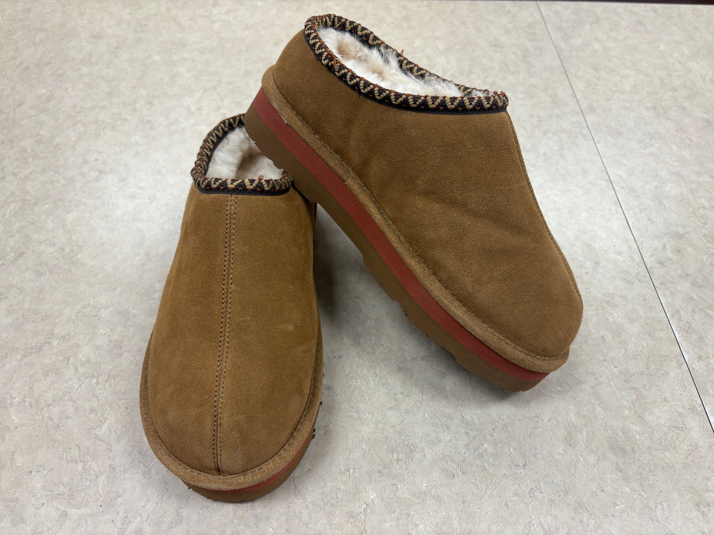 Bearpaw Brown Shoes, 8