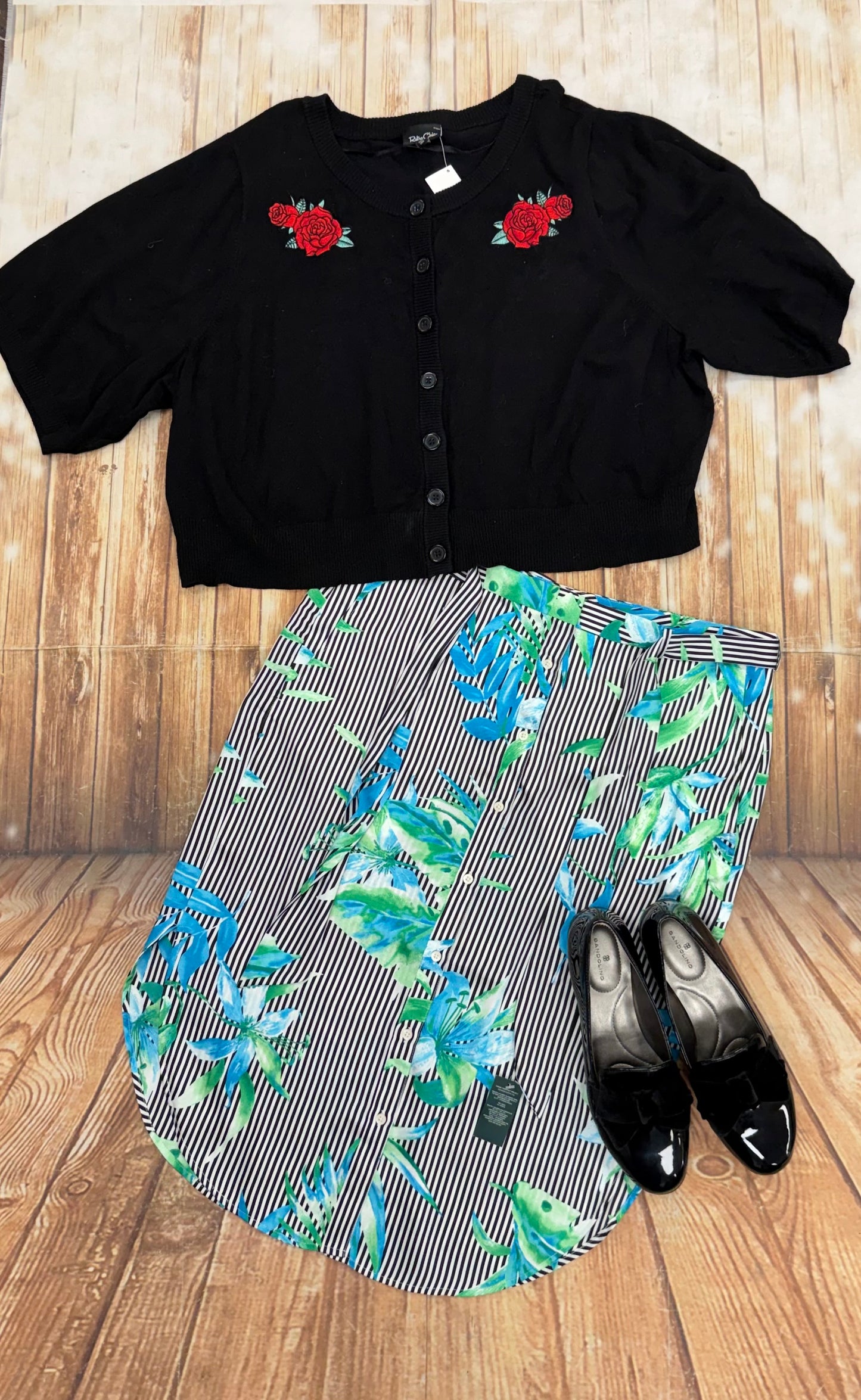 Torrid Black Rose Cardigans, 6xl