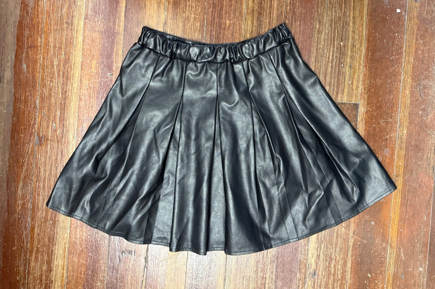 So Black Skirts, S