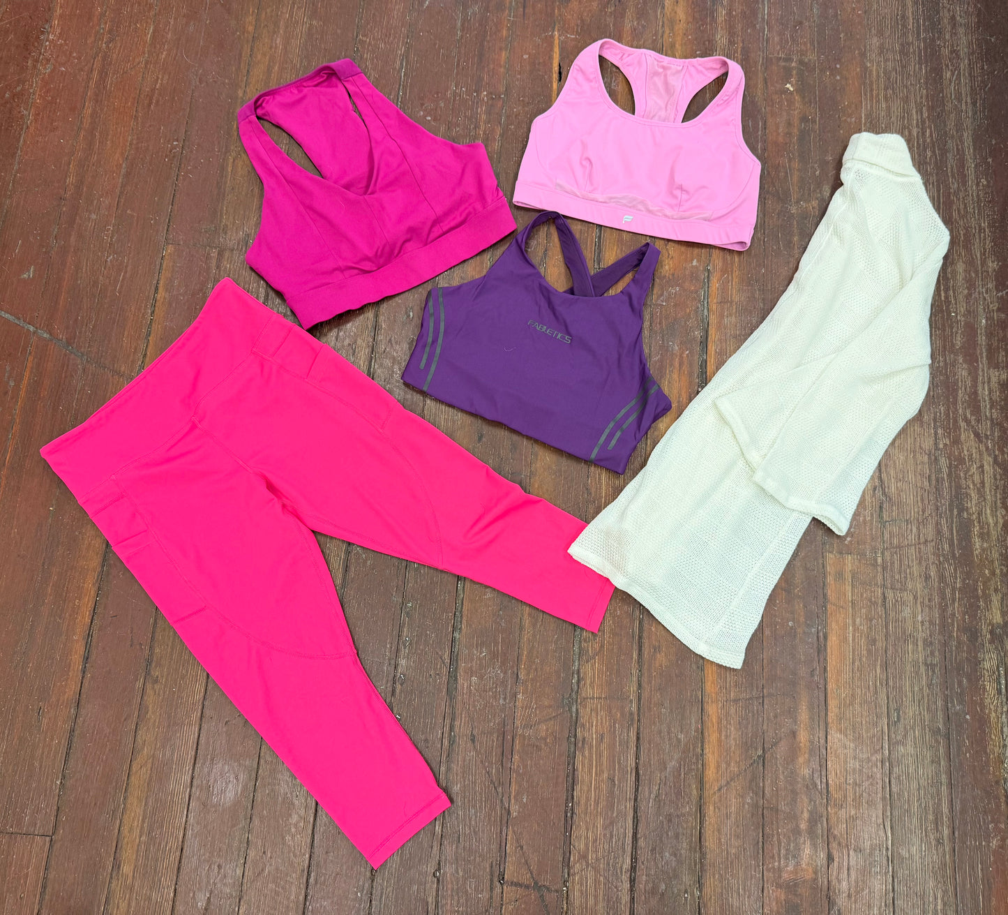 fabletics pink sports bra, m/l