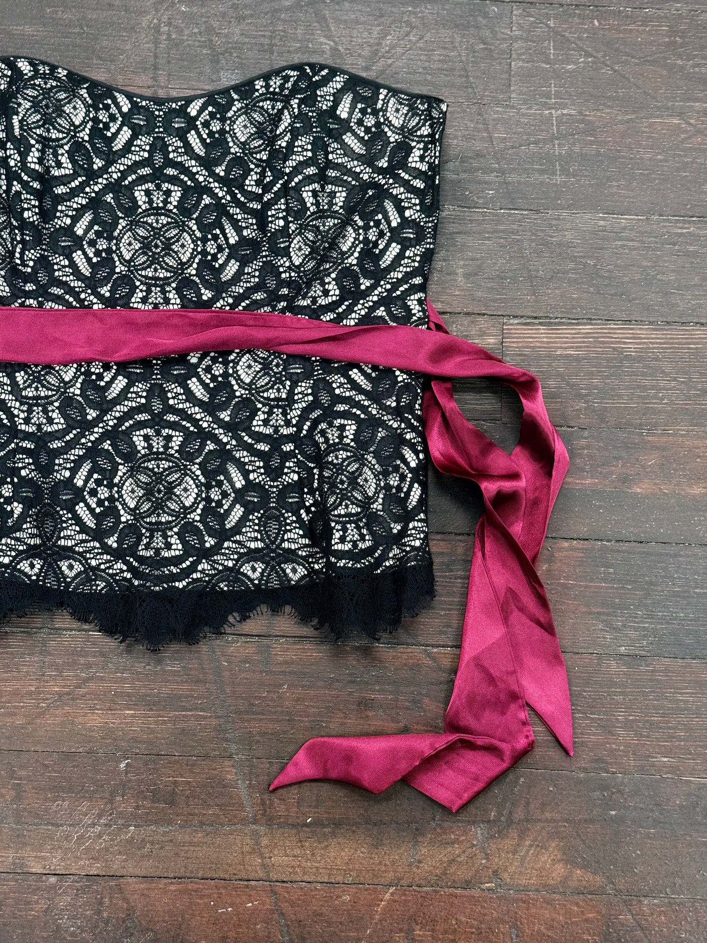 WHBM Black/Cream Tops, 8