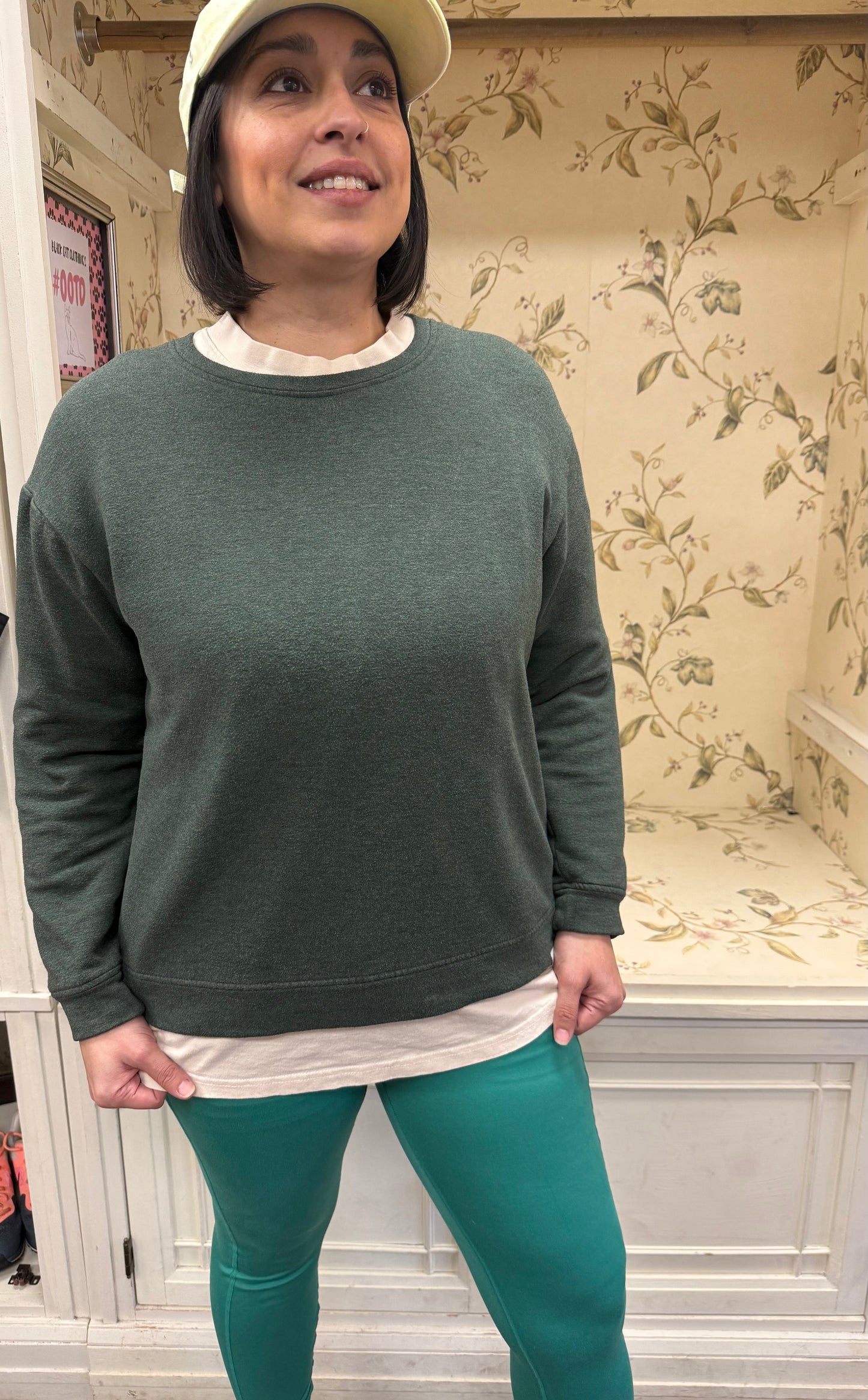 Orvis Green Crewnecks, L