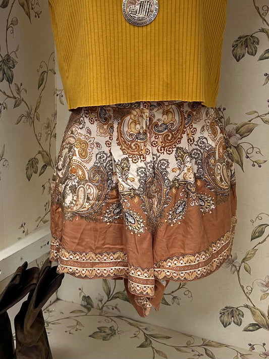 H&M Yellow Shorts, 4