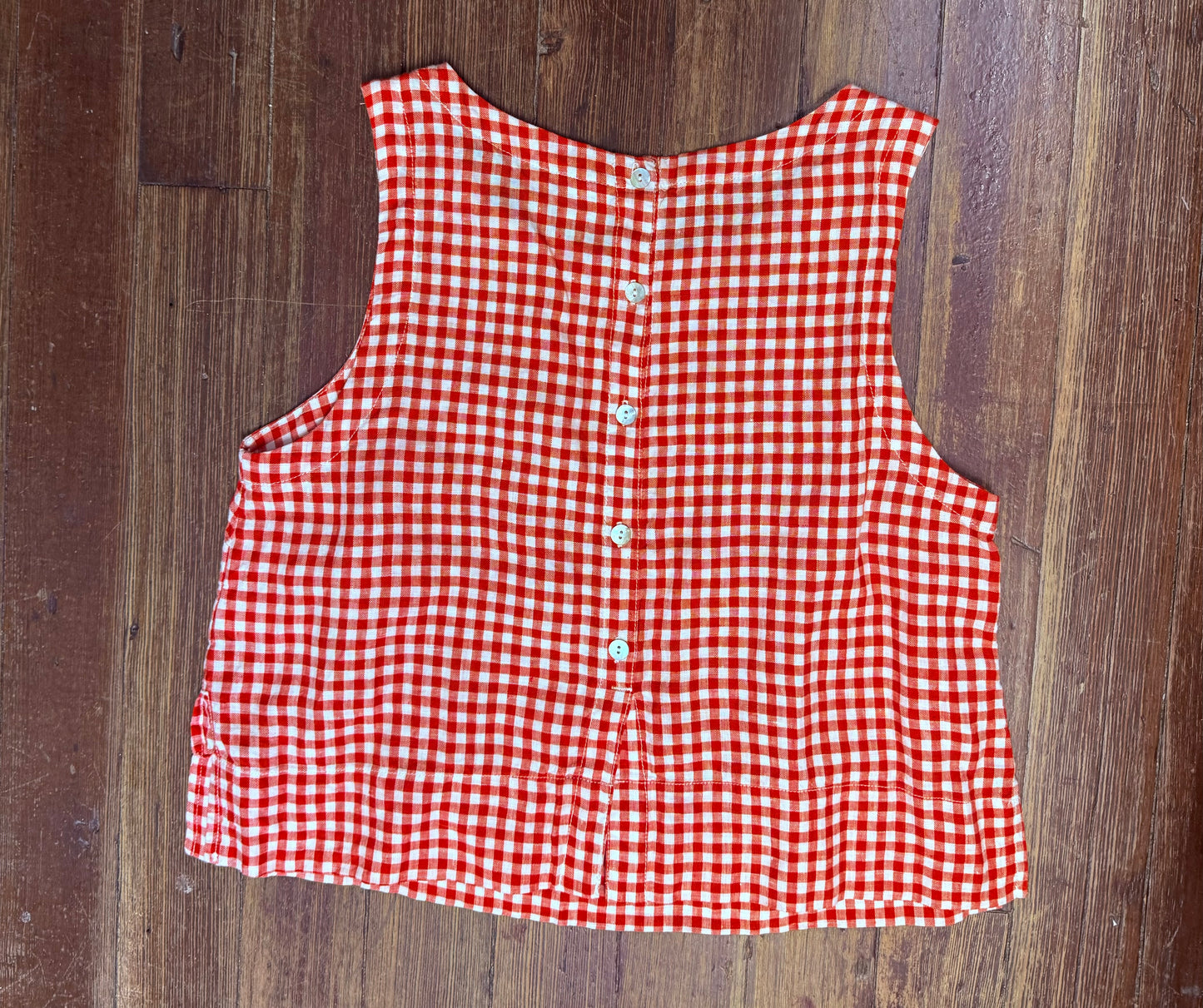 C & C Cali red/white Tank Tops, medium