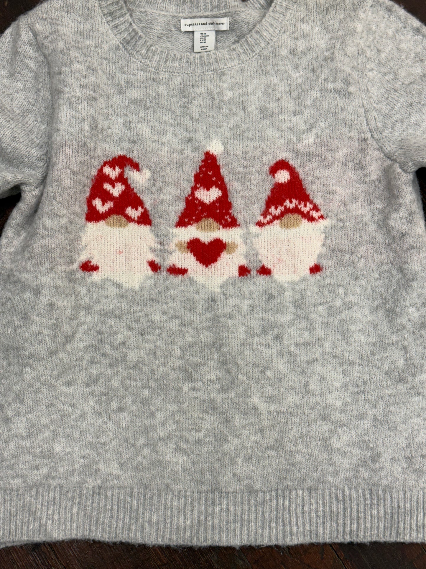Cupcakes & Cashmere Gray Sweaters, M