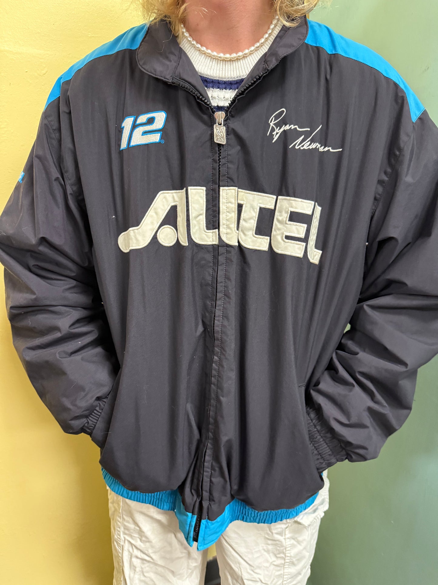 Chase Authentics Black y2k Jackets, L