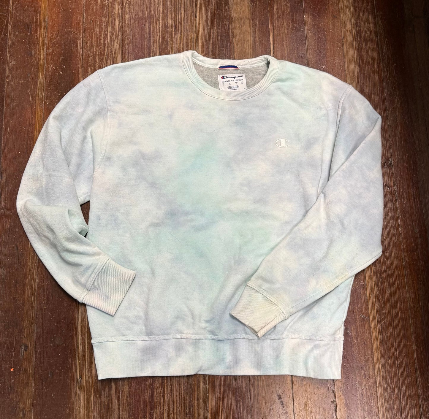 Champion Blue tie dye Crewnecks, L