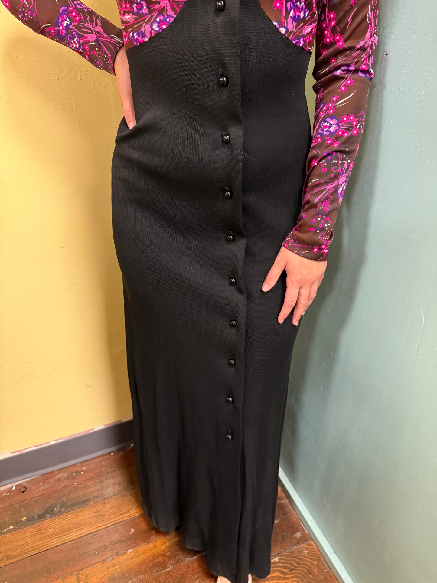 black floral Vintage, 9